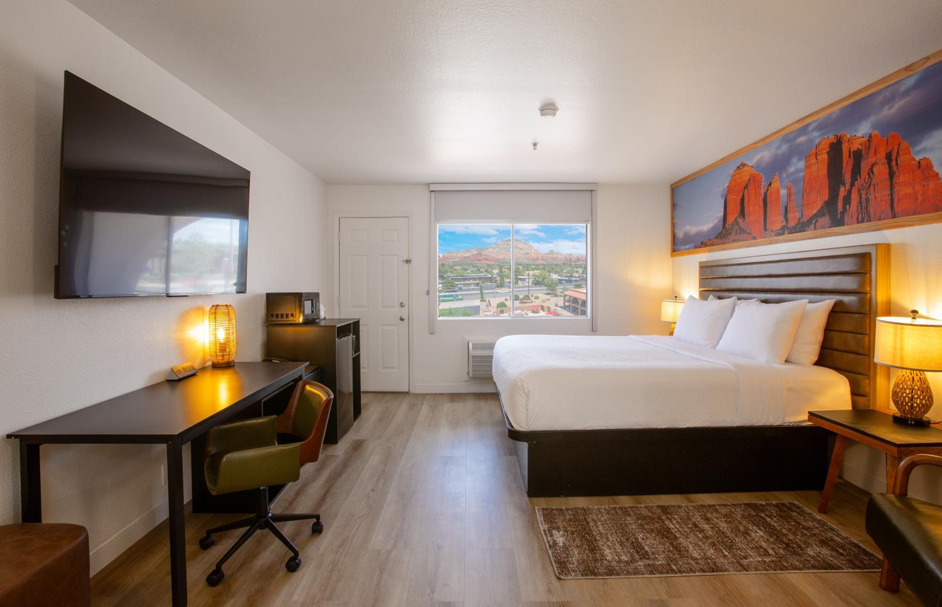 King Room with Mountain View - Photo 7