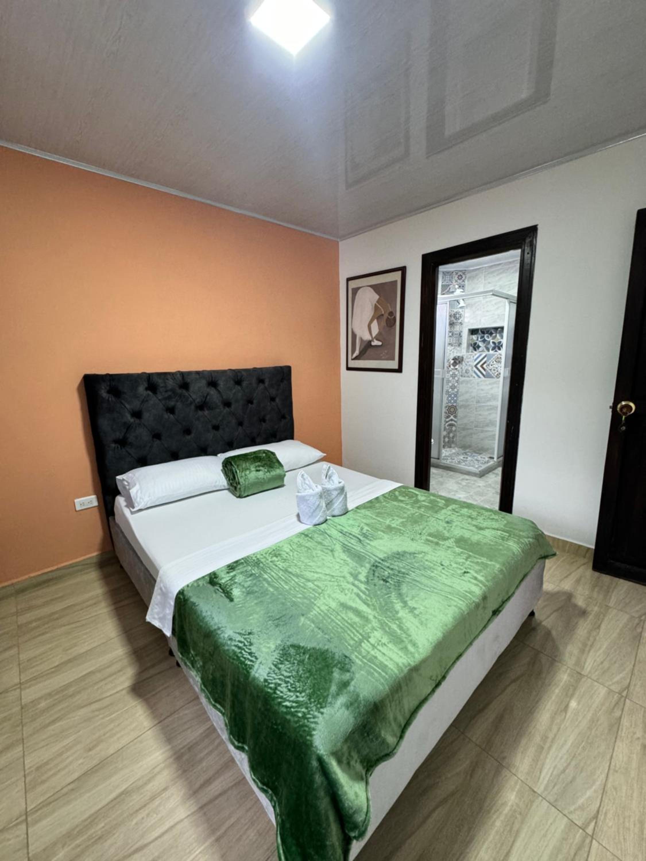 Double Room with Private Bathroom photo 1