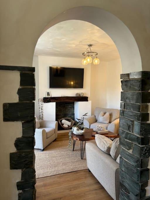 Three-Bedroom House photo 1