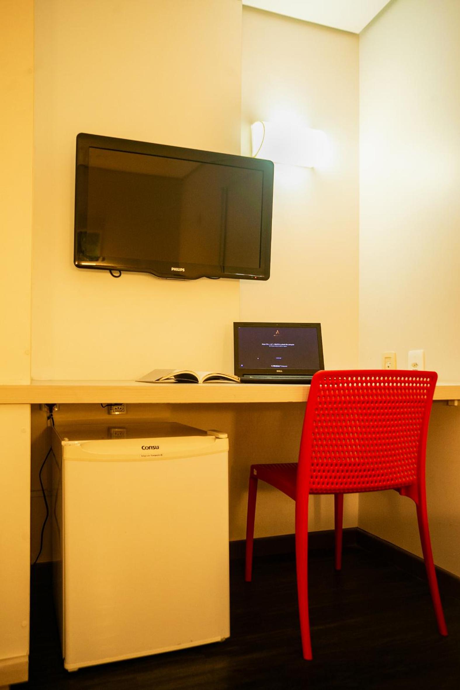 Standard Twin Room - Photo 2