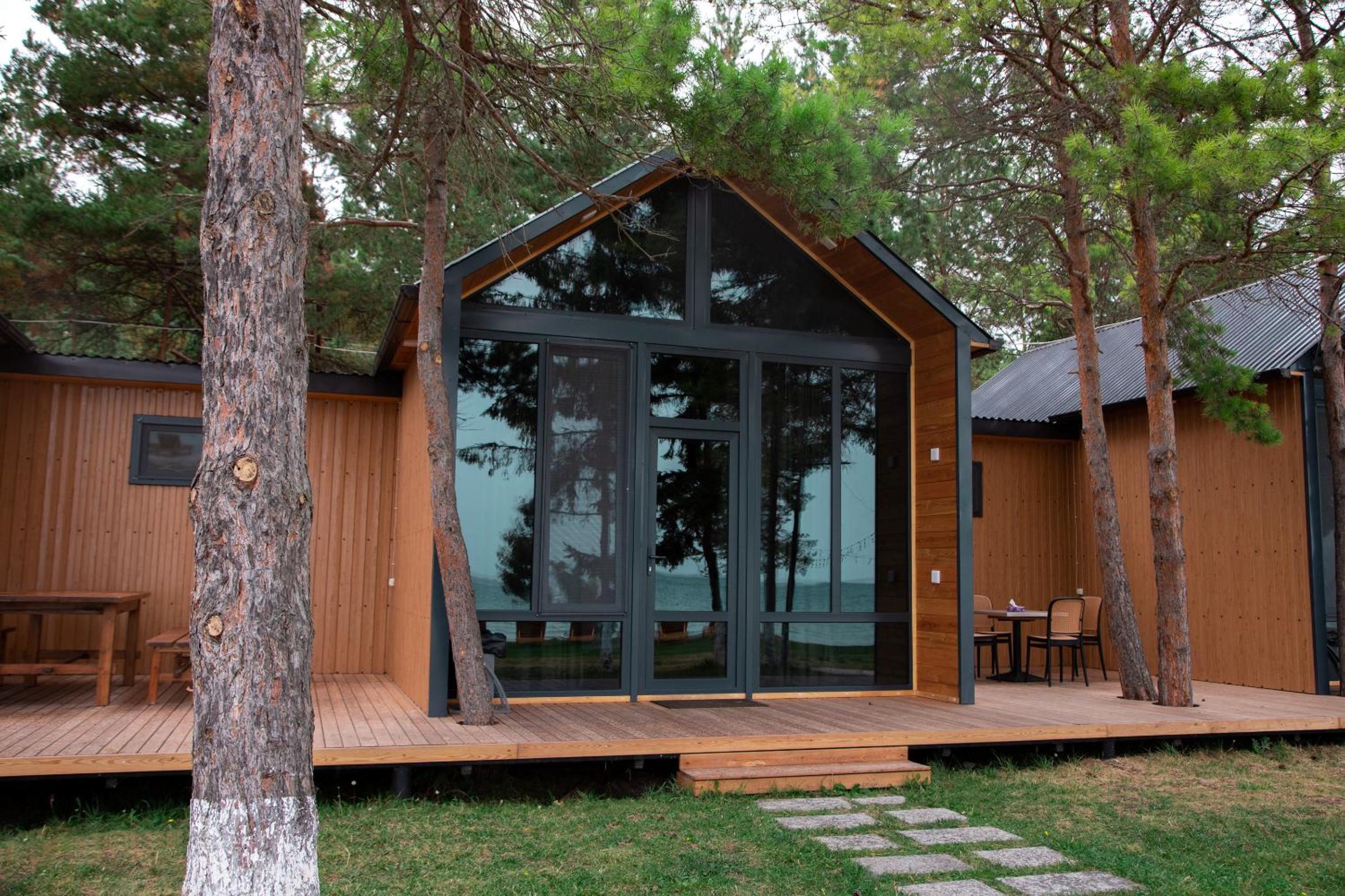 Family Bungalow photo 2