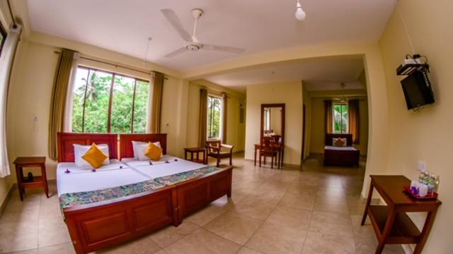 Triple Room with Private Bathroom photo 1