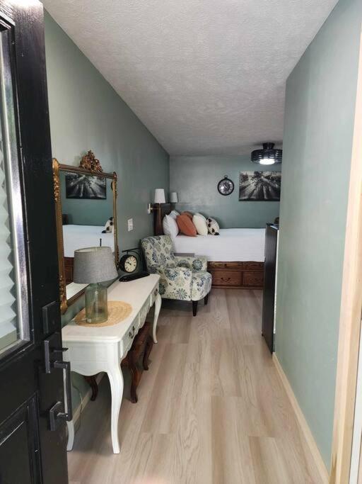 One-Bedroom Villa