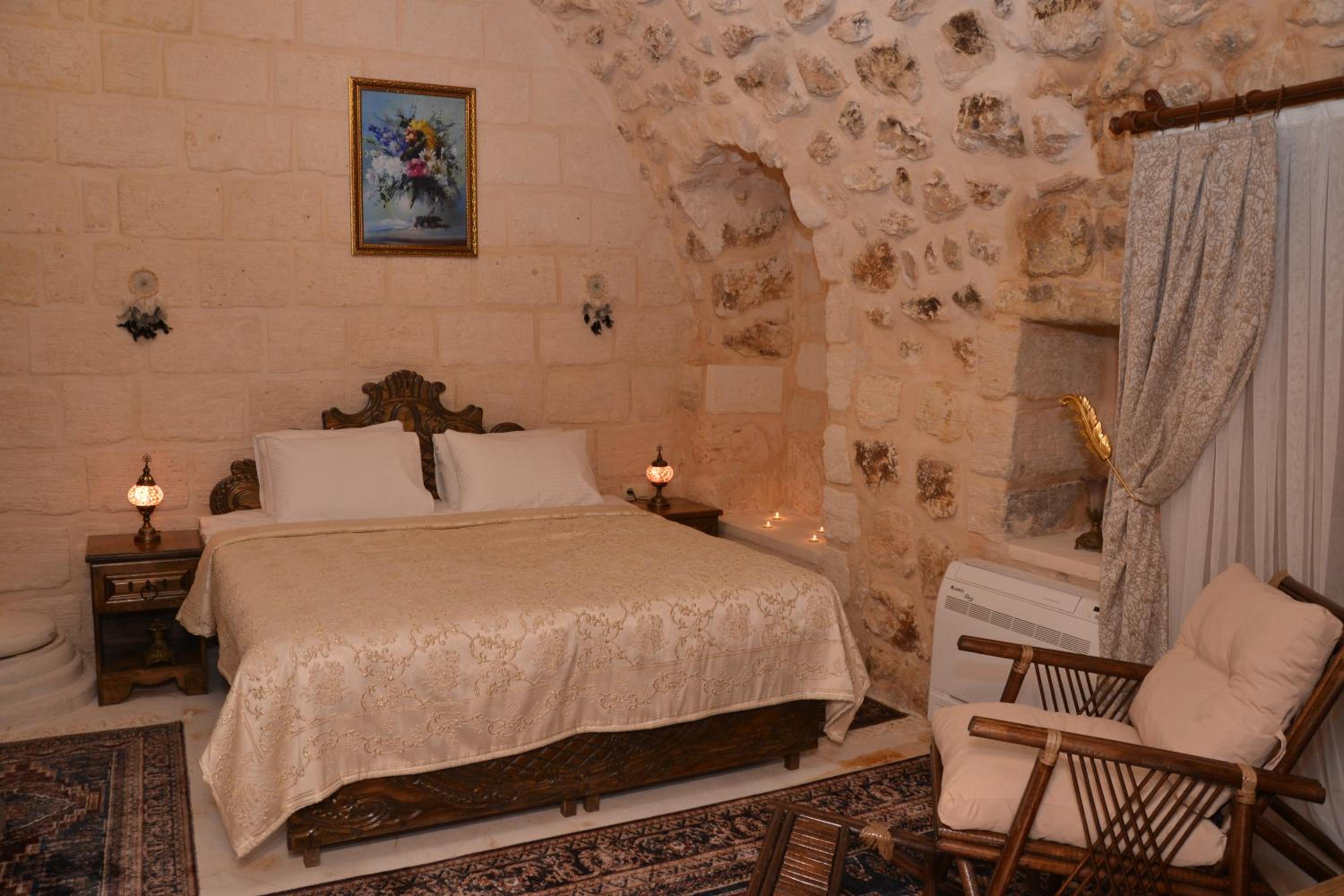 Deluxe Triple Room - Photo 16