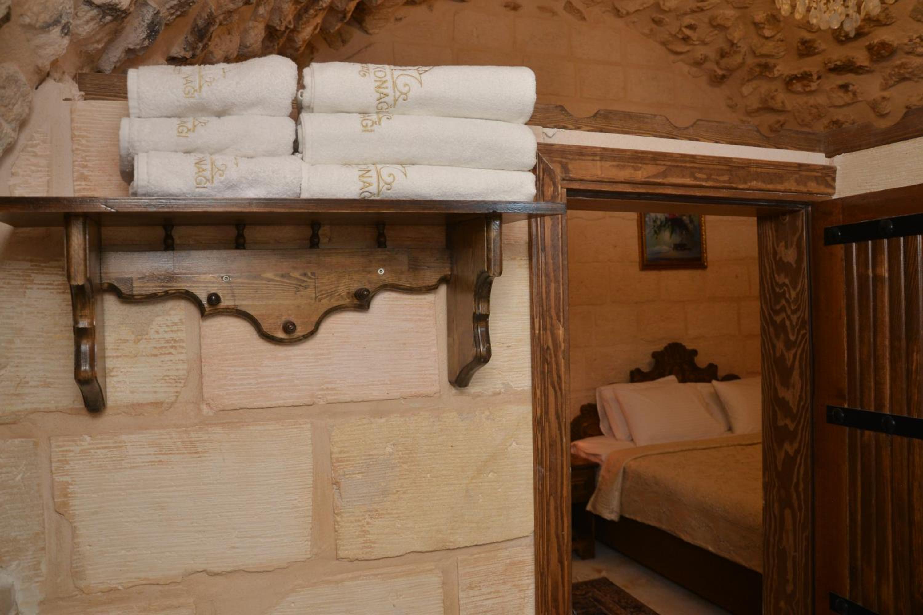 Deluxe Triple Room - Photo 6