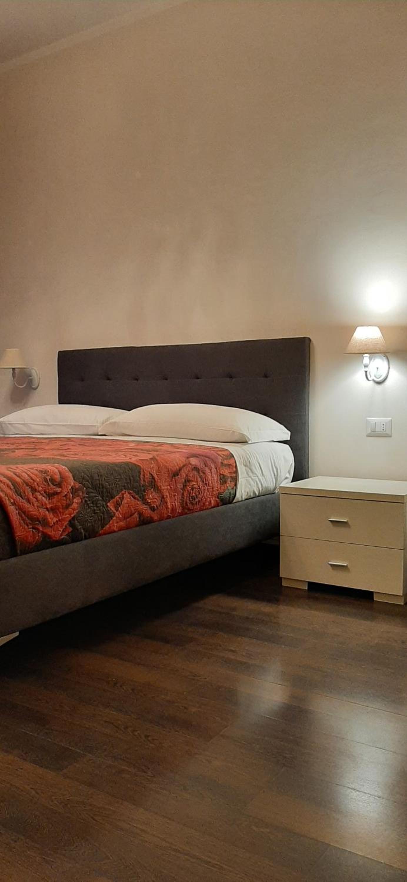 Two-Bedroom Deluxe Apartment photo 2