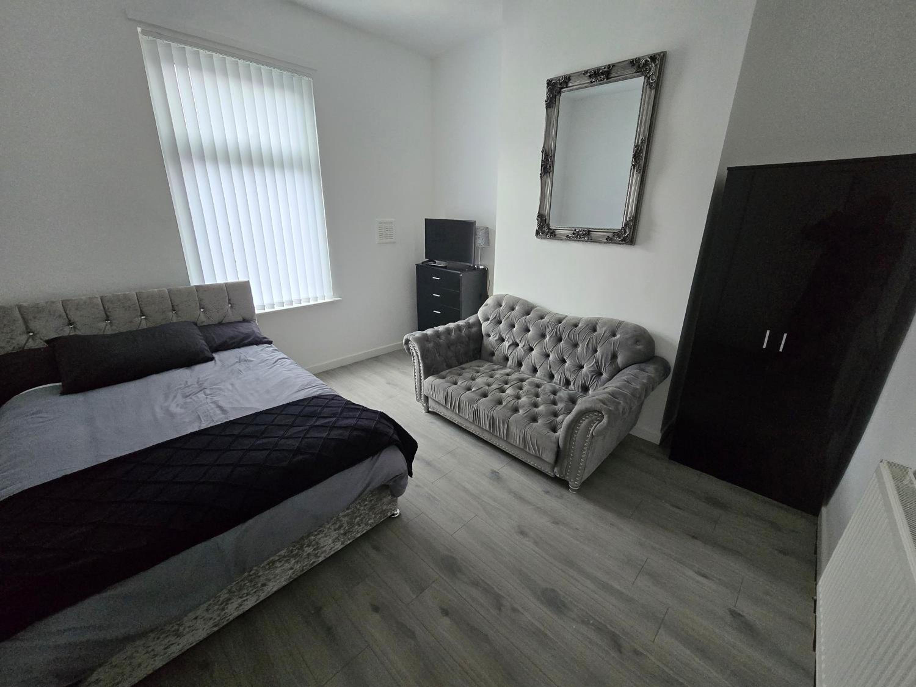 Three-Bedroom House photo 1