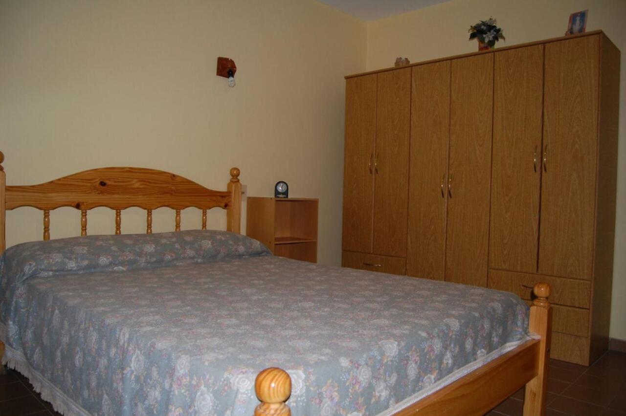 Two-Bedroom House photo 3