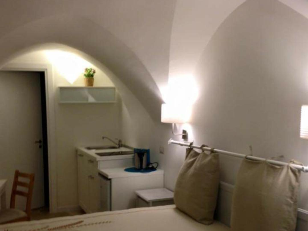 Deluxe Room - Photo 3