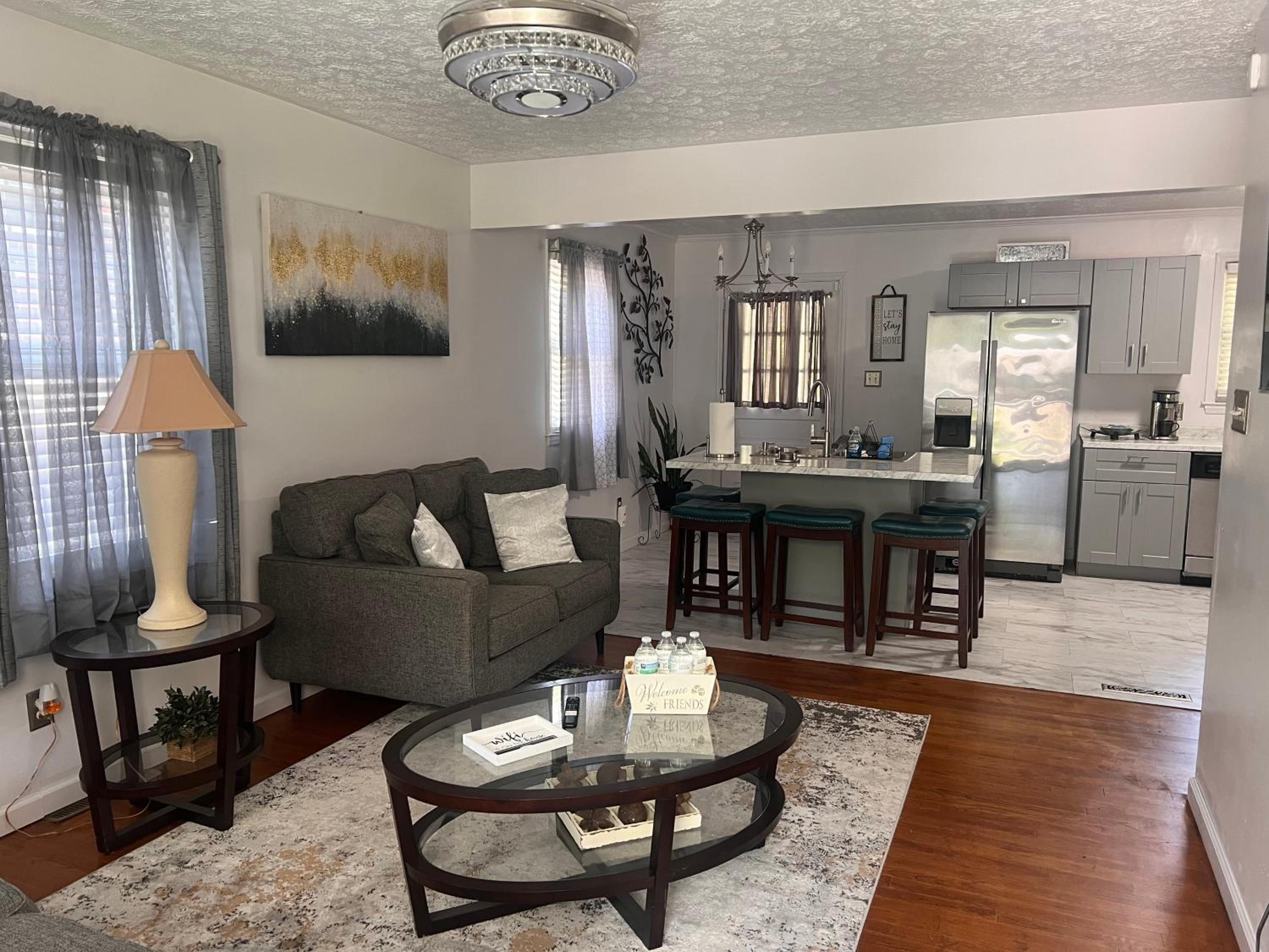 Three-Bedroom House photo 1