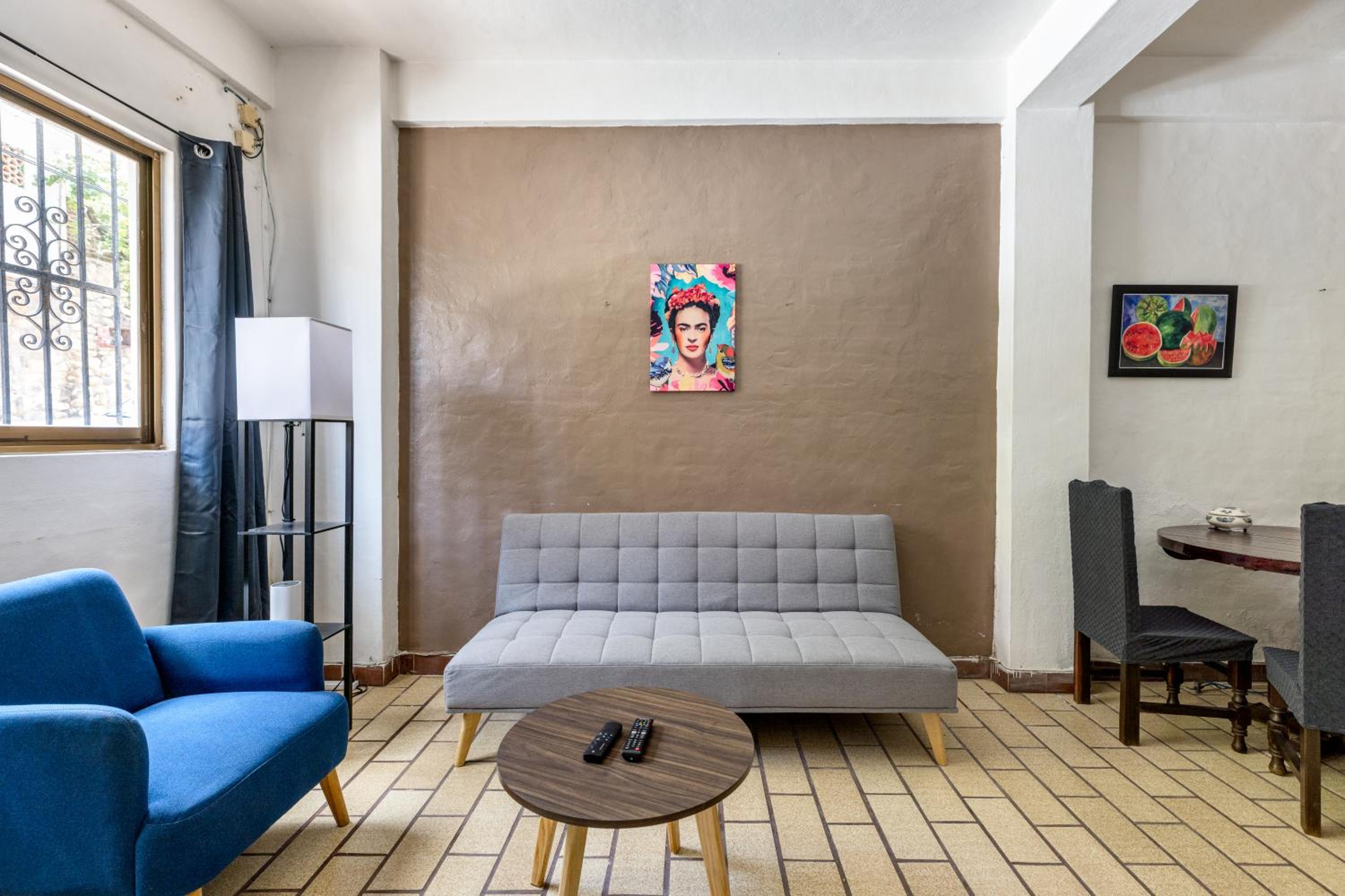 One-Bedroom Apartment with Balcony photo 1