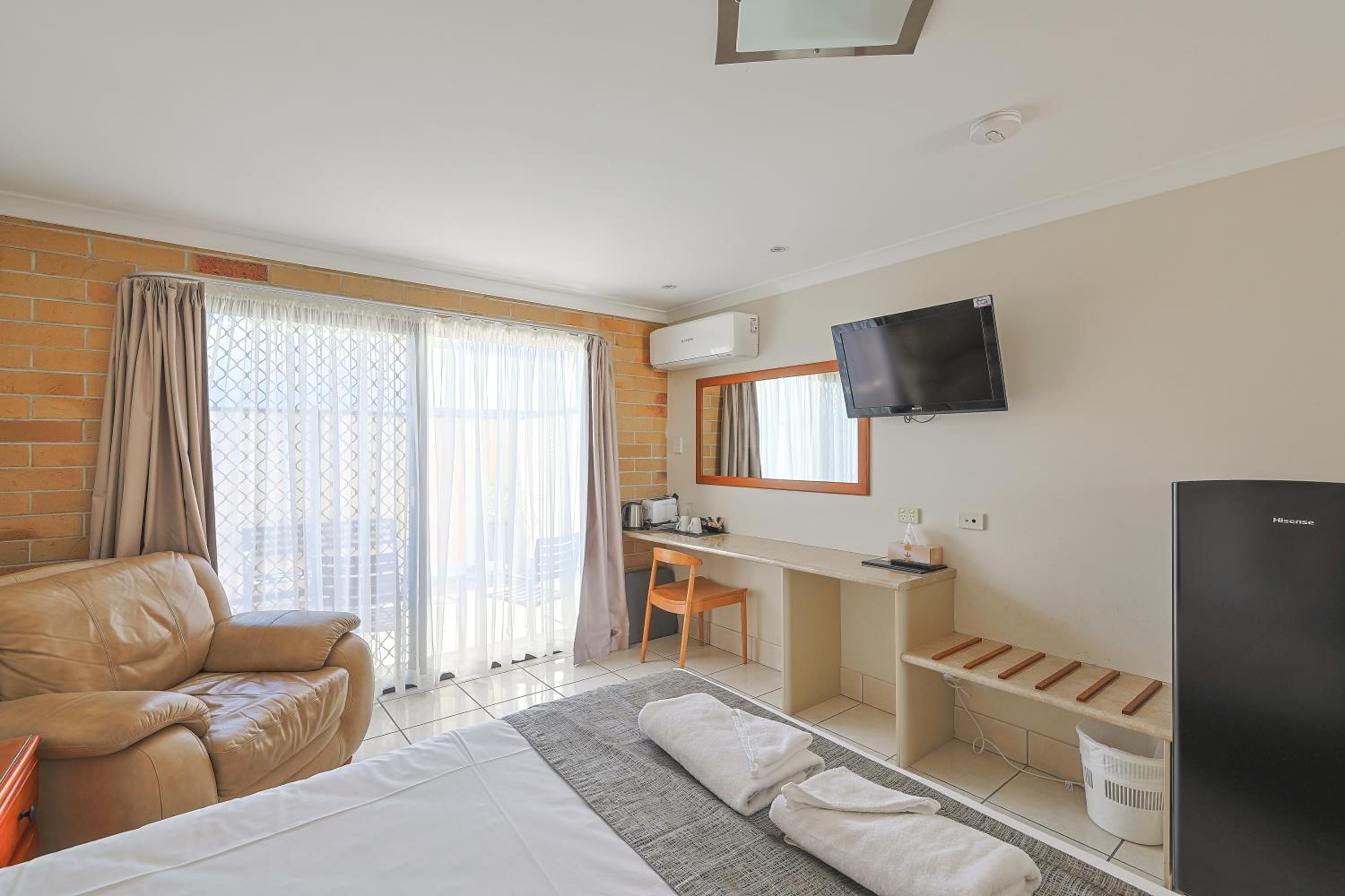 Deluxe Queen Room photo 3