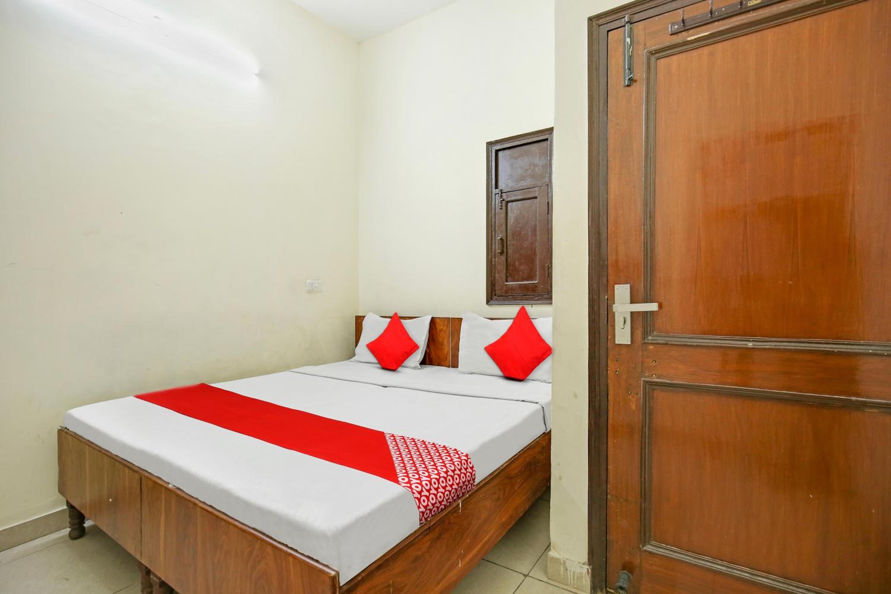 Standard Double Room photo 1