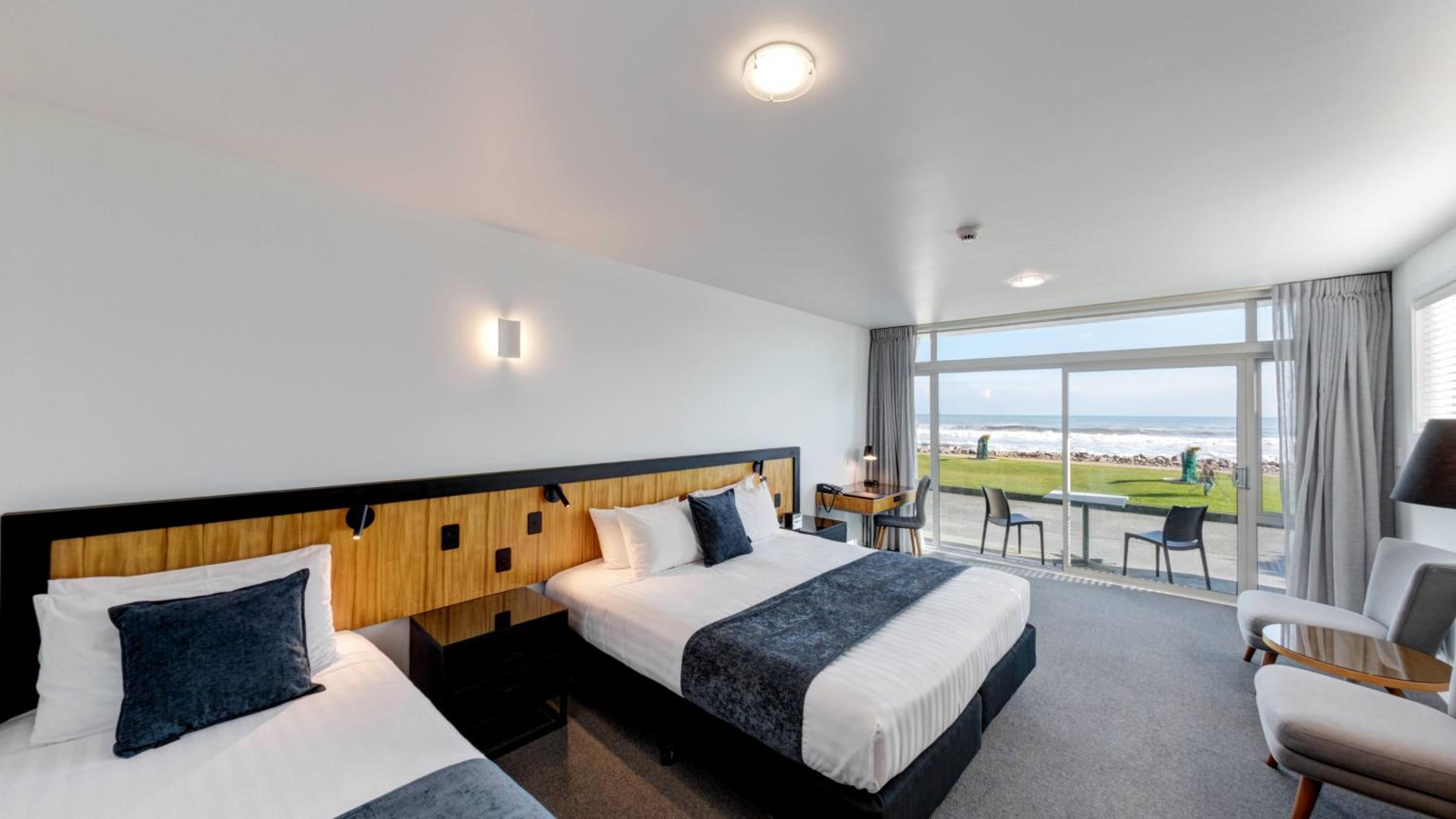 Ocean View Deluxe Twin Room photo 1