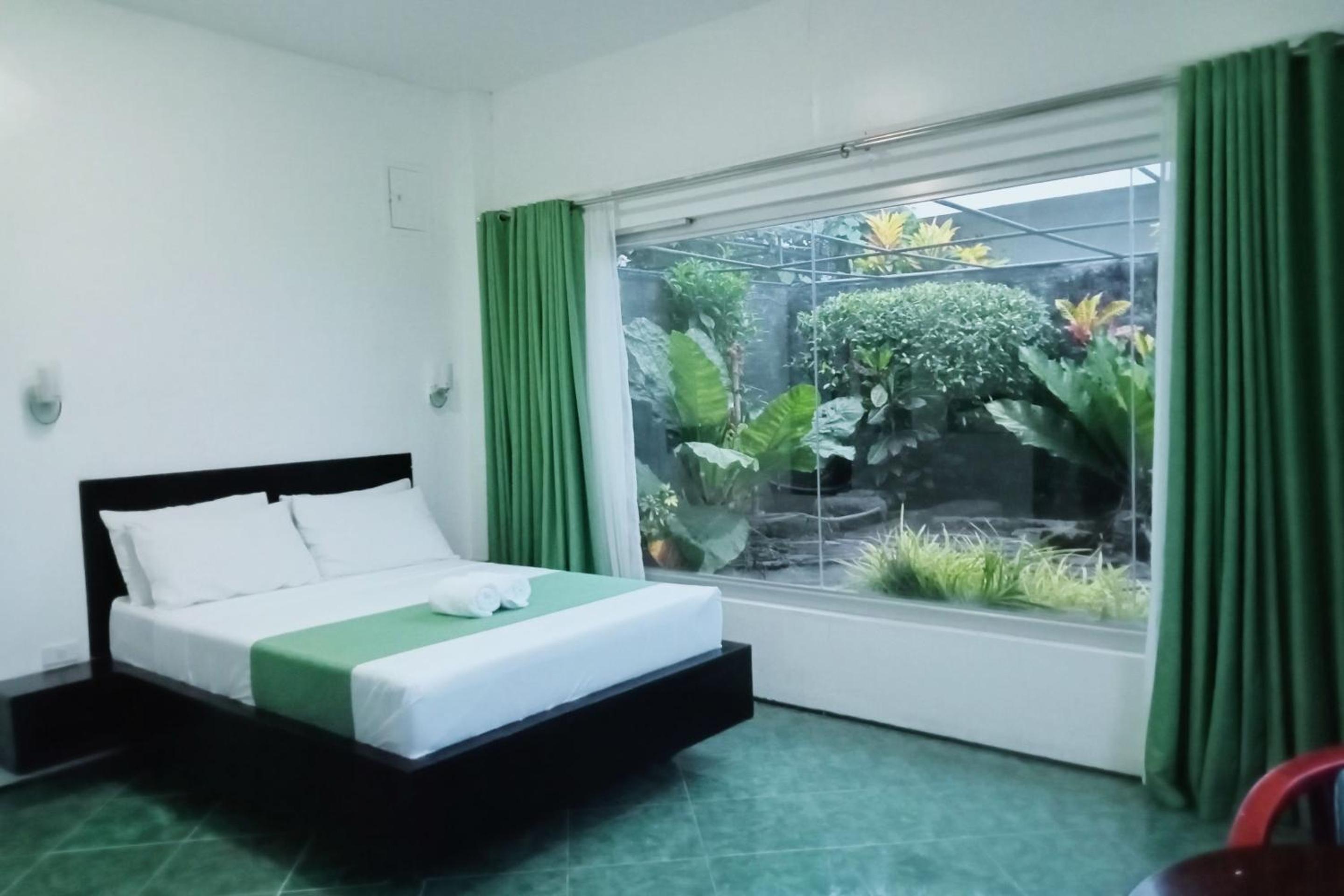 Standard Double Room - Photo 3