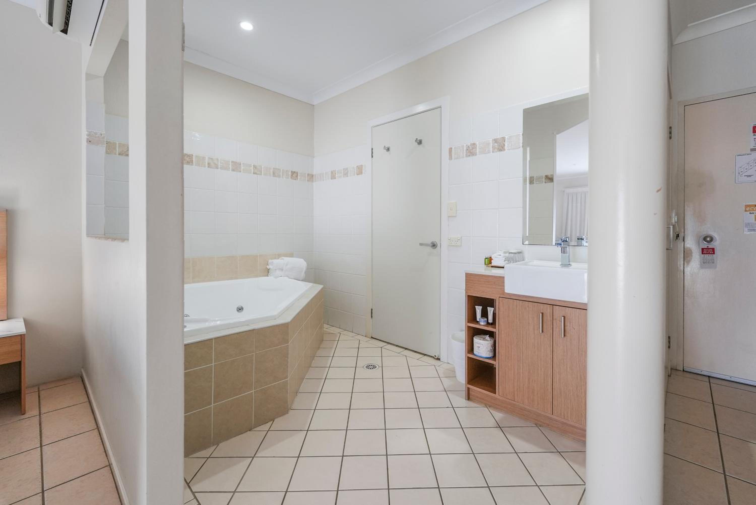 Spa Apartment - Photo 4