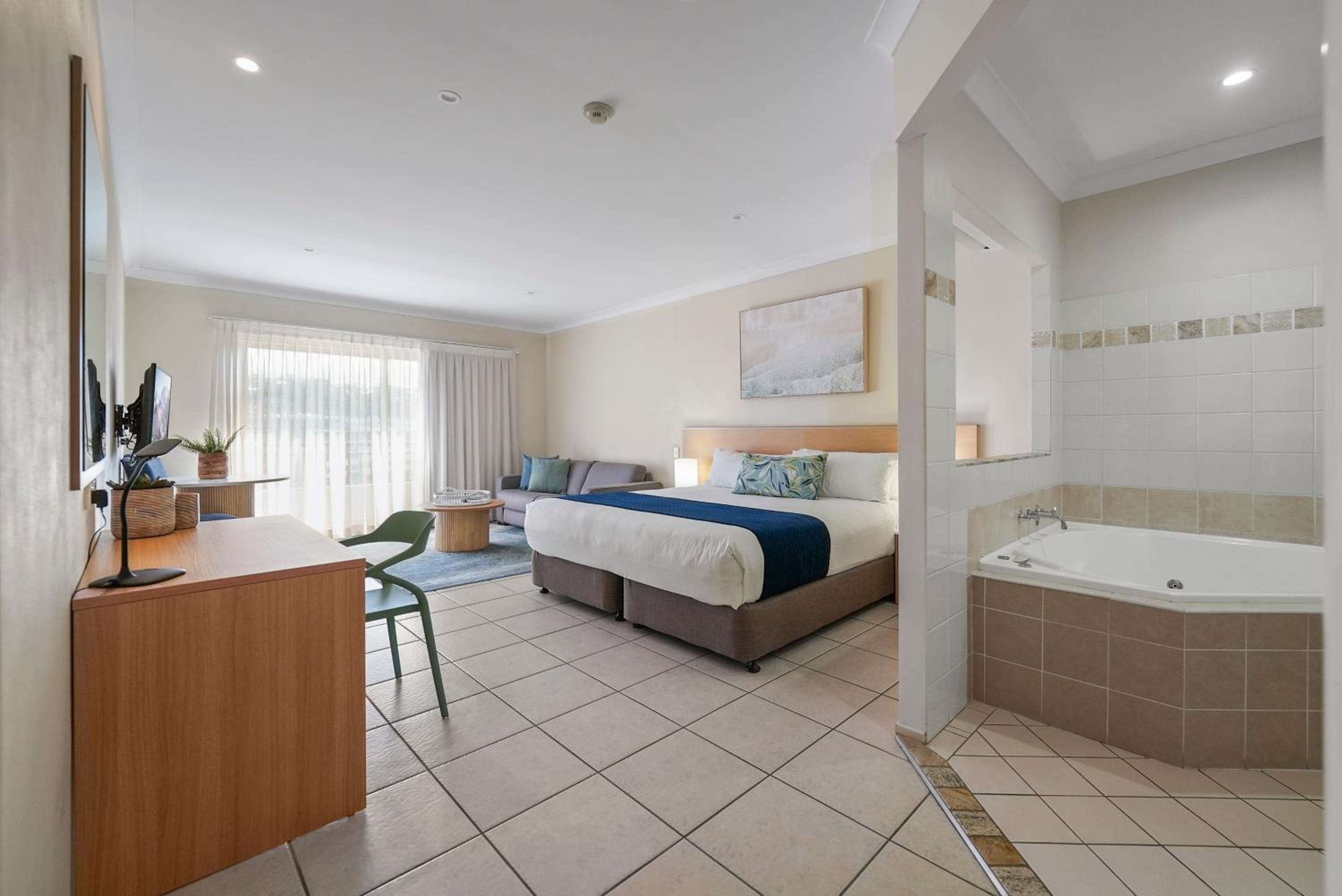 Spa Apartment - Photo 3