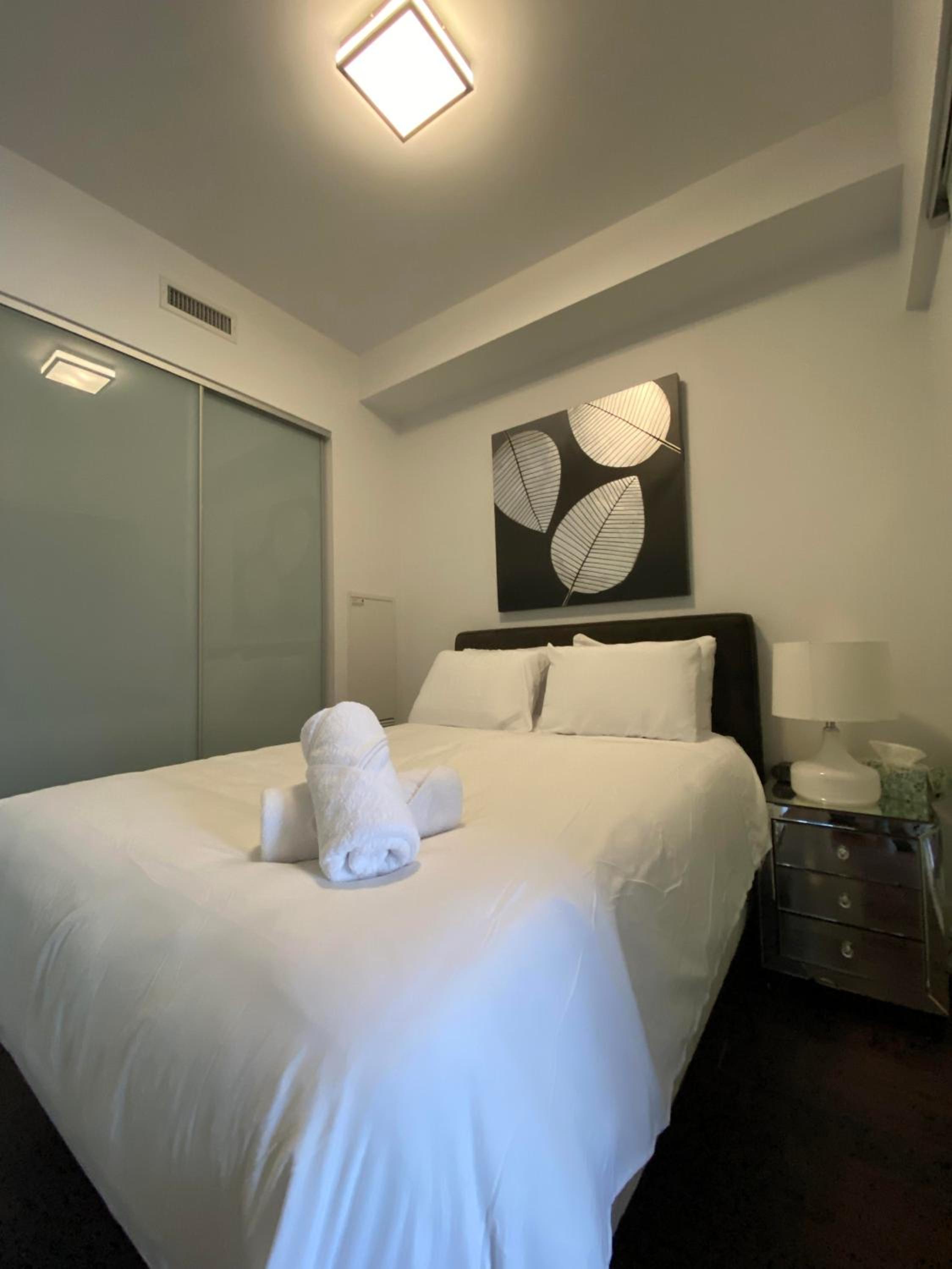 Deluxe One-Bedroom Apartment mit Stadtblick thumbnail 5