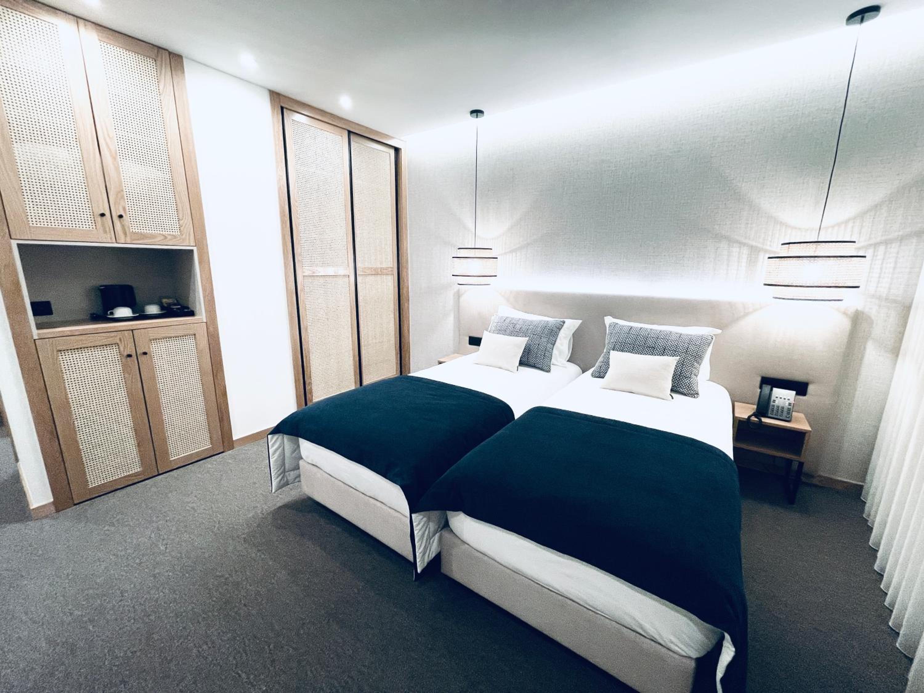 Deluxe Double or Twin Room photo 2