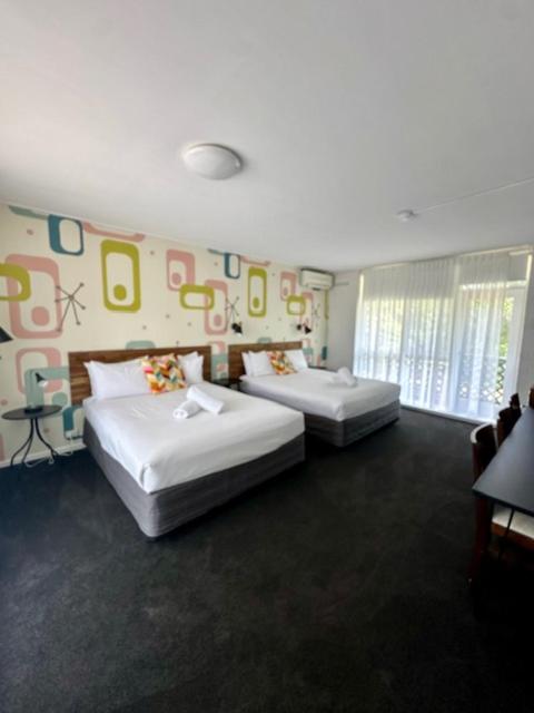 Standard Queen Room with Two Queen Beds