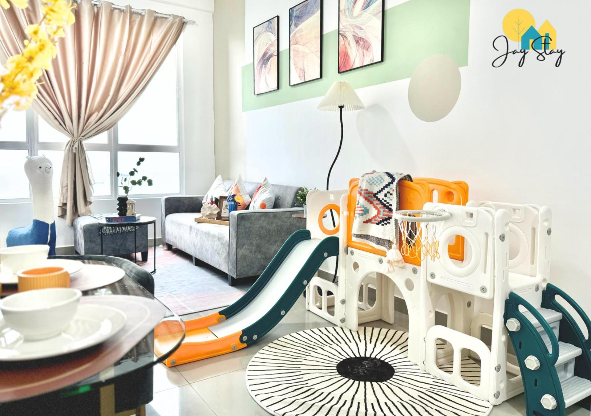 Two-Bedroom Apartment with Sea View - Photo 1