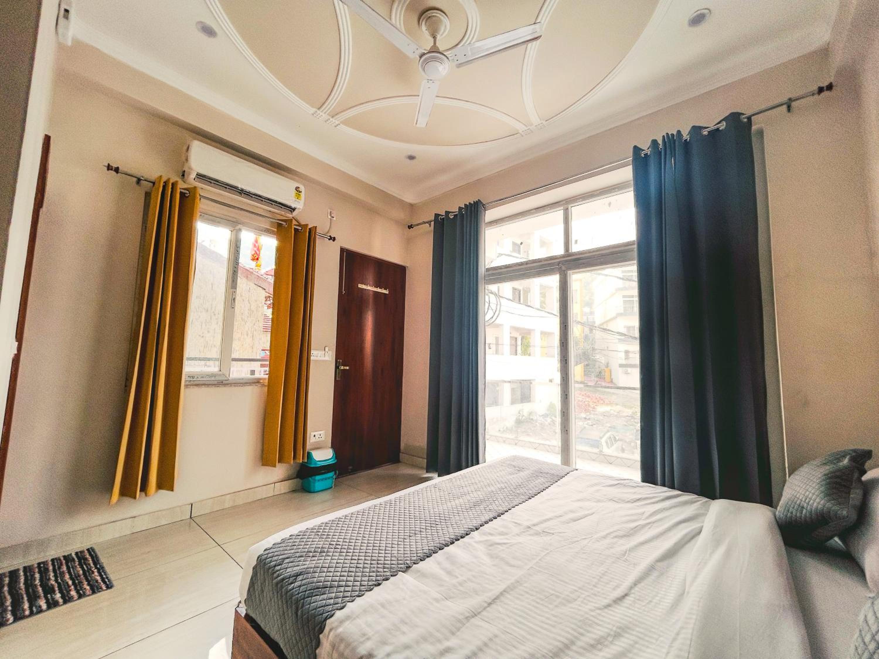 Double Room With Balcony photo 2