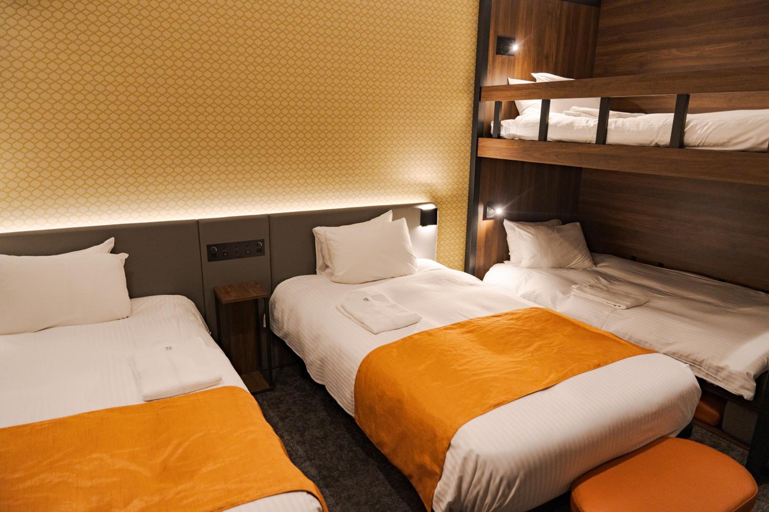 Family Twin Room A