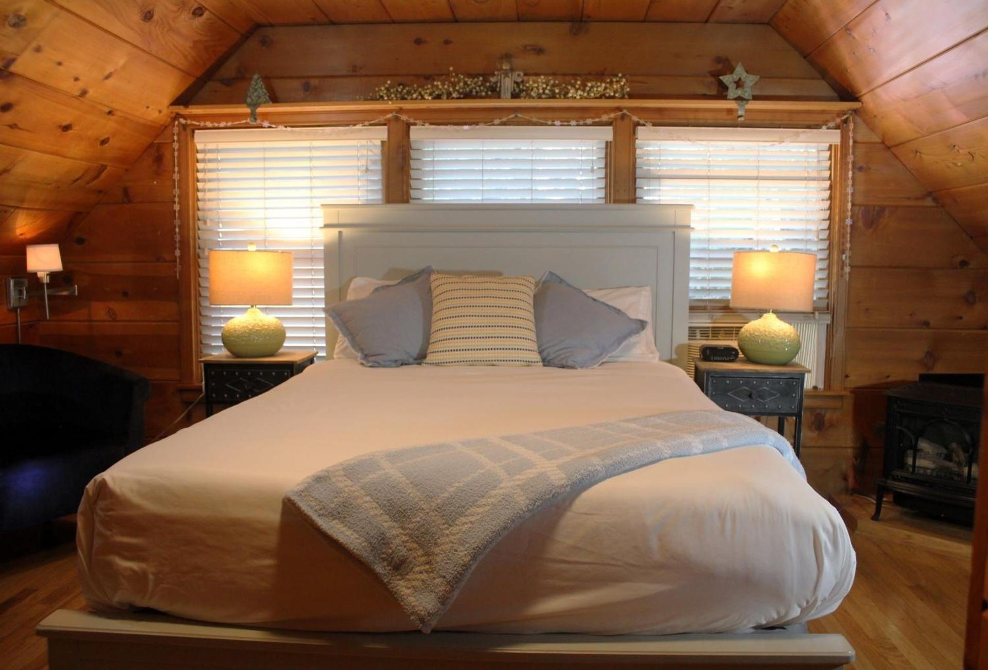 Deluxe Queen Room photo 1