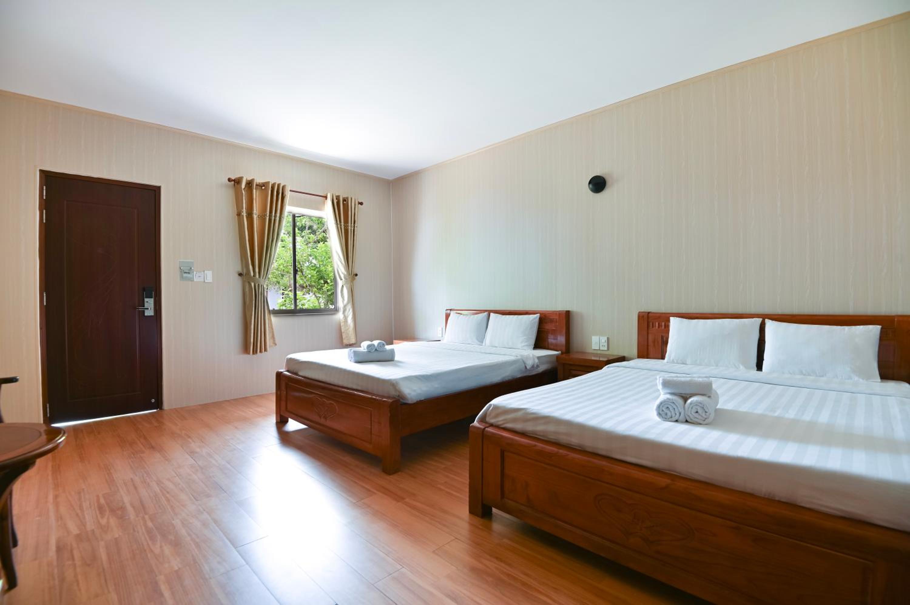 Quadruple Room With Terrace