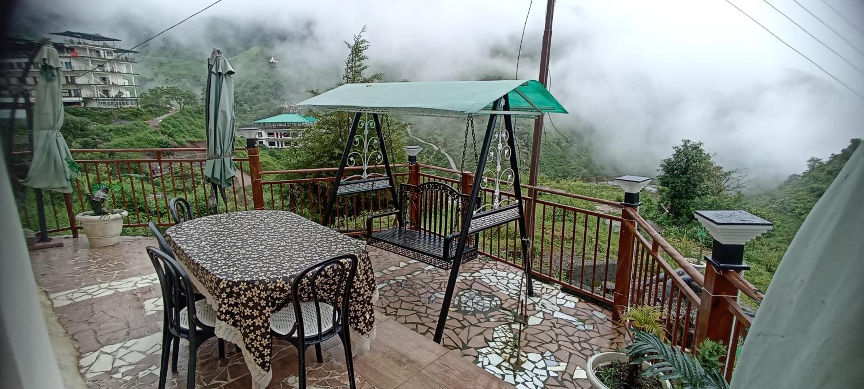 Double Room with Mountain View - Photo 14