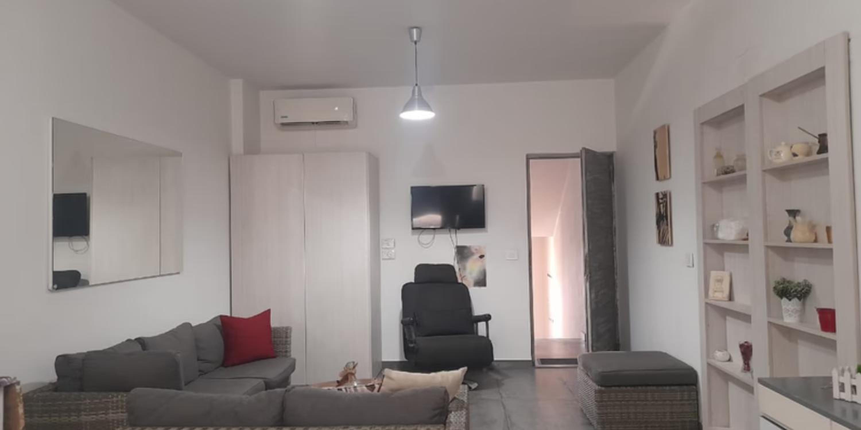 Apartment photo 1