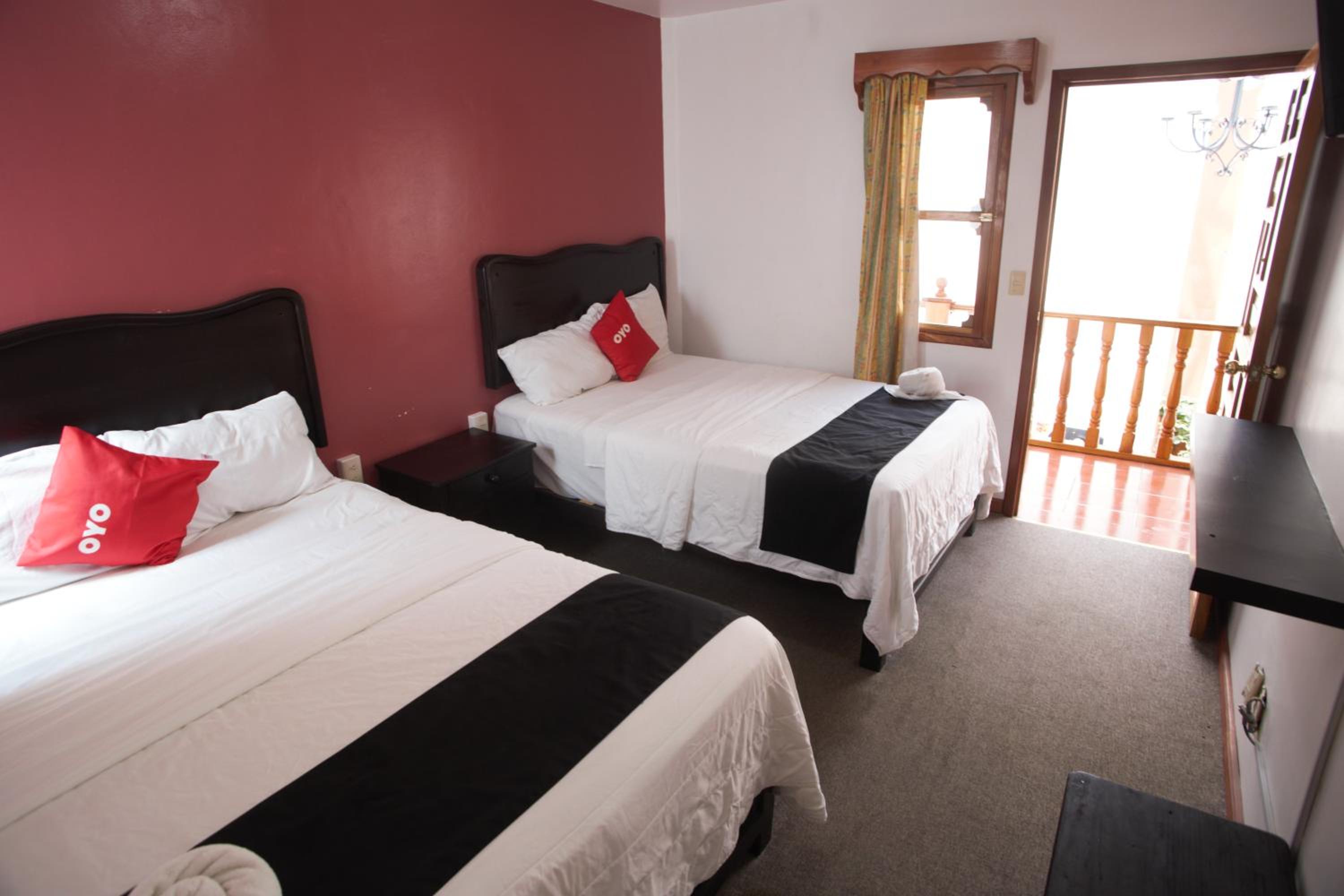 Standard Two Beds - Photo 4
