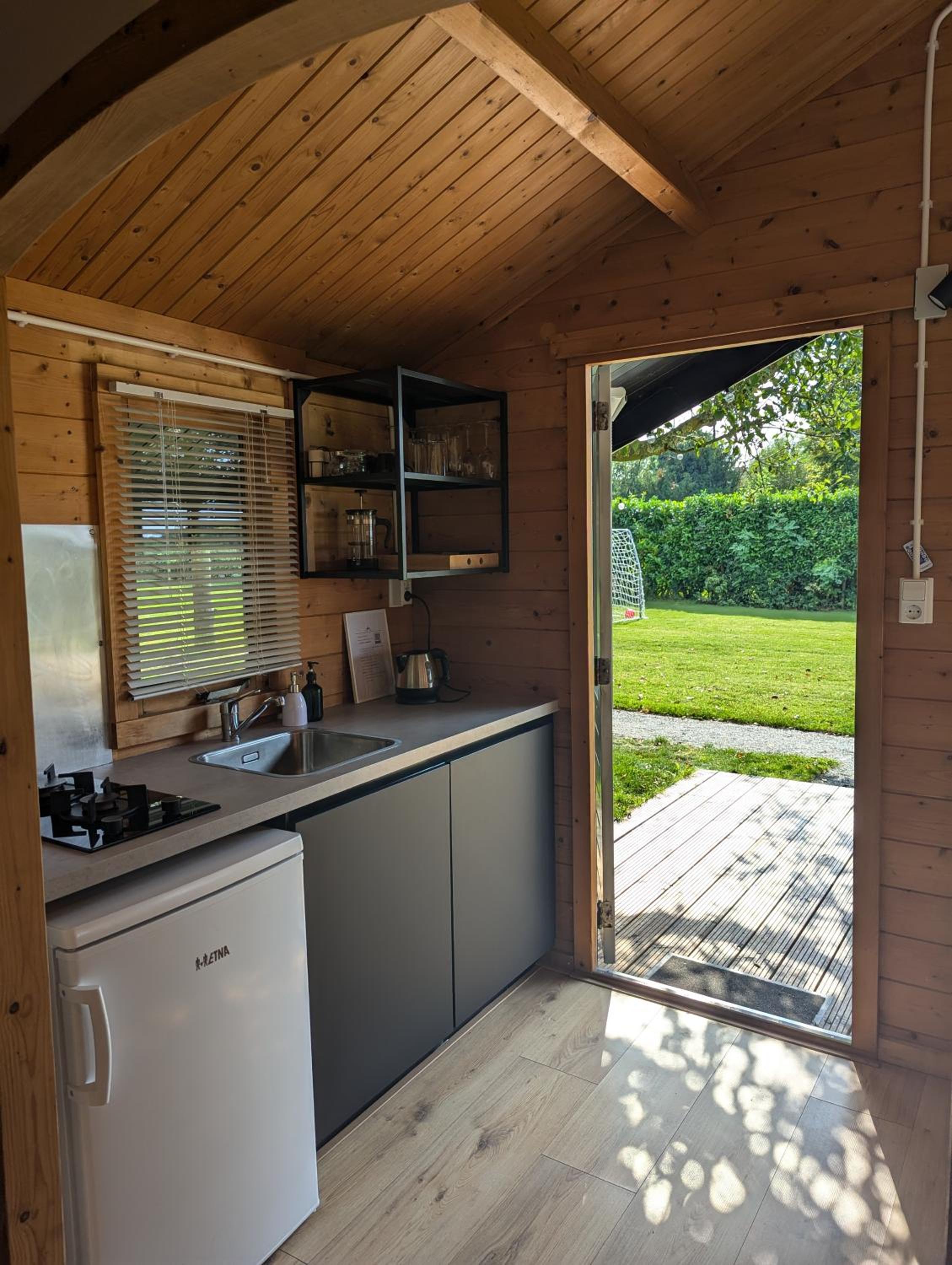 Bungalow with Garden View - Photo 2