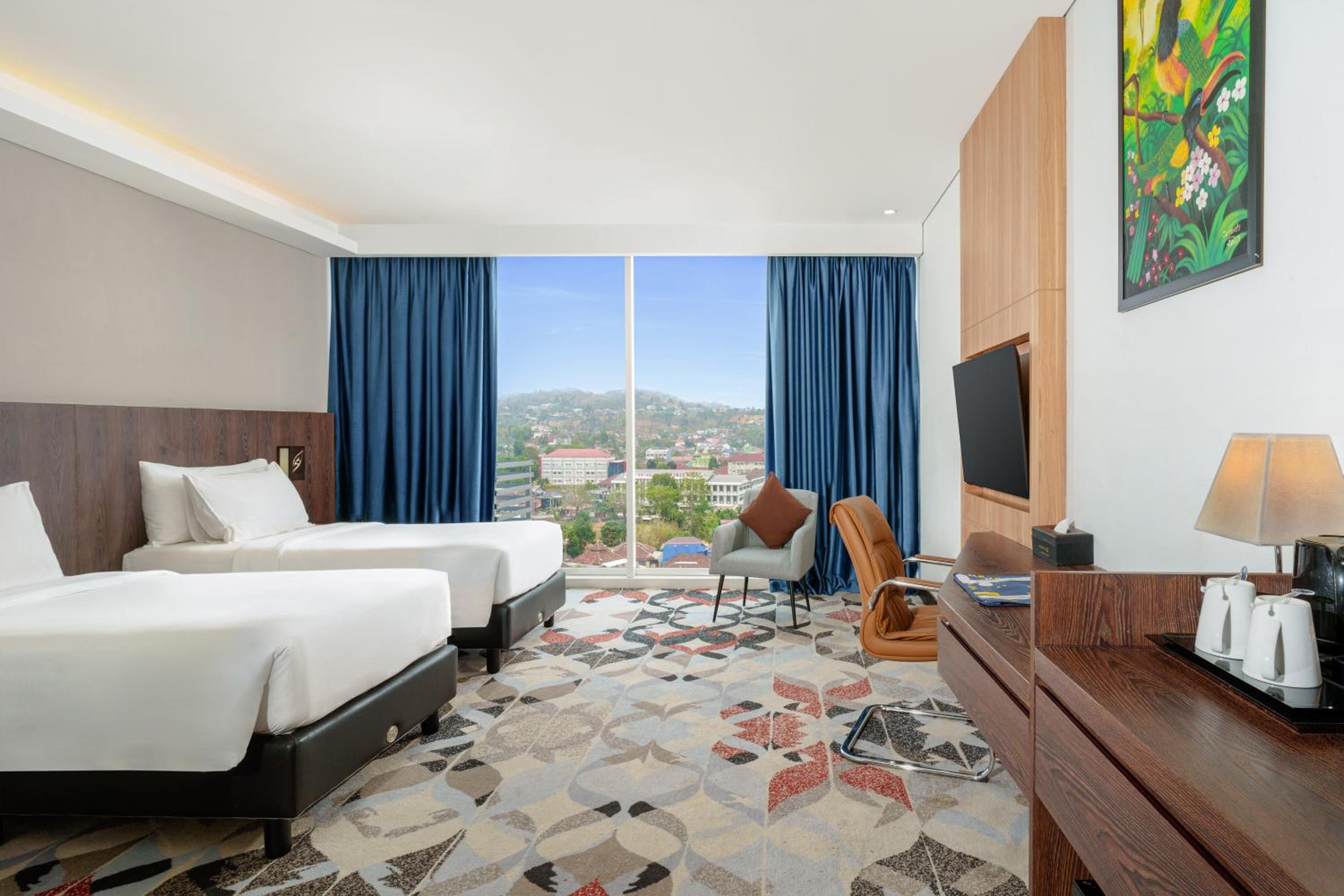 Superior Room - 2 Single Beds - City View
