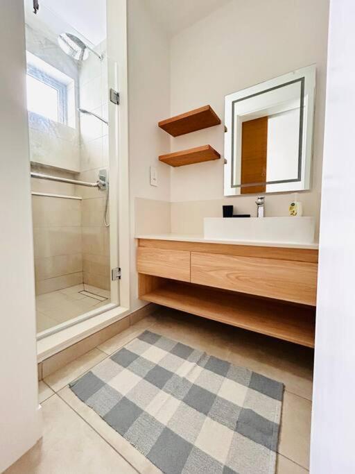 Three-Bedroom Apartment photo 2