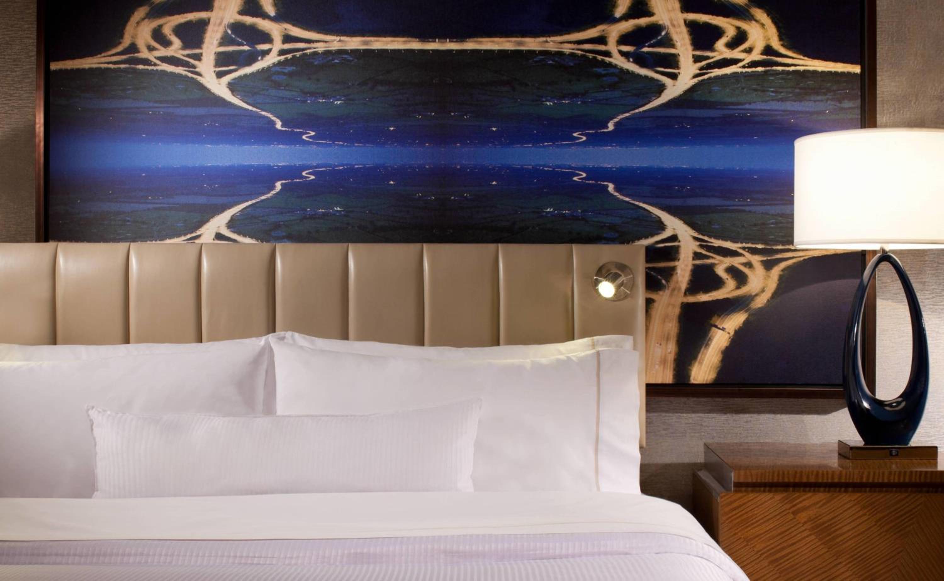 Executive Double Room with Two Double Beds - Photo 3