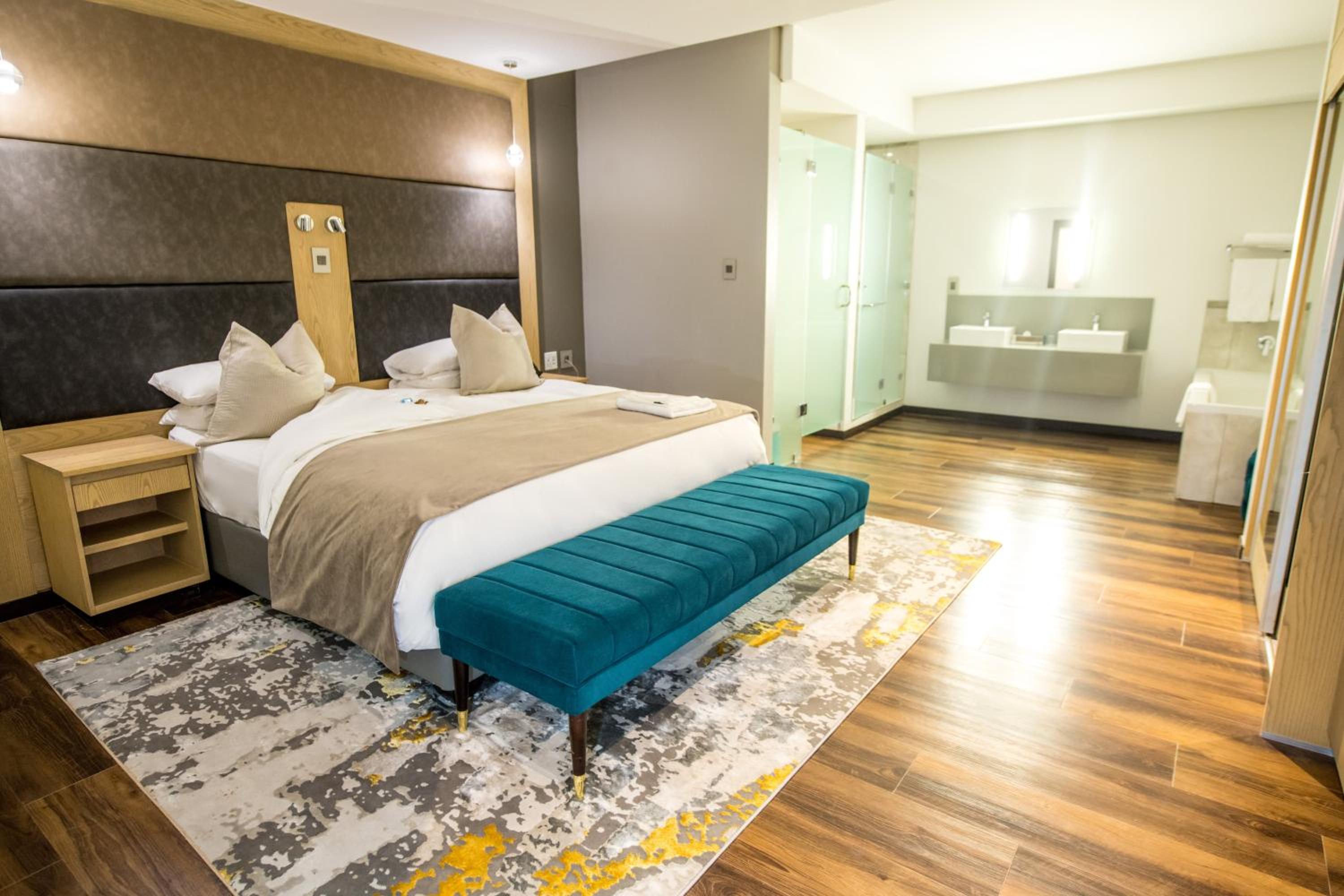 Royal Suite photo 3
