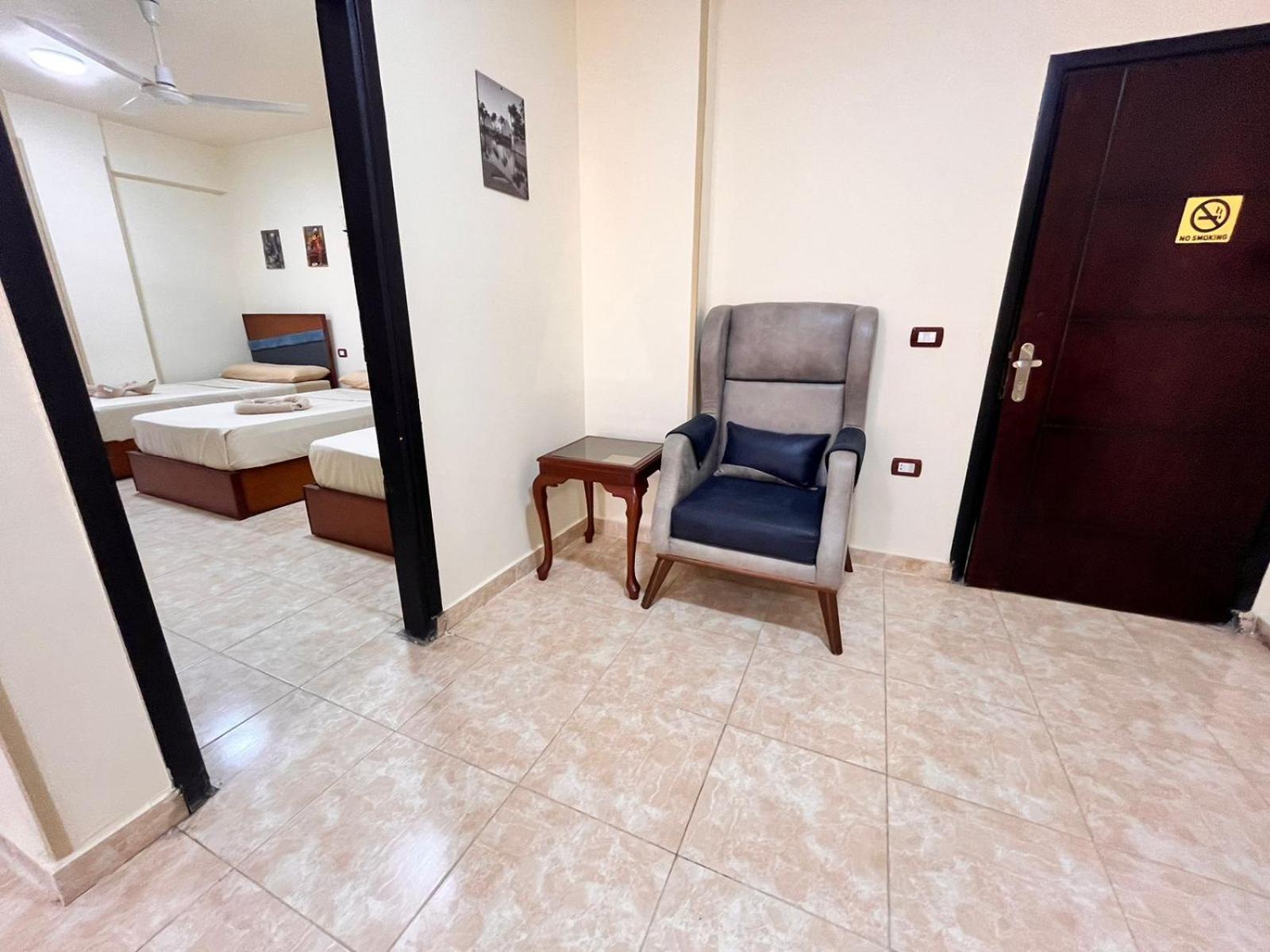 Triple Room - Photo 17