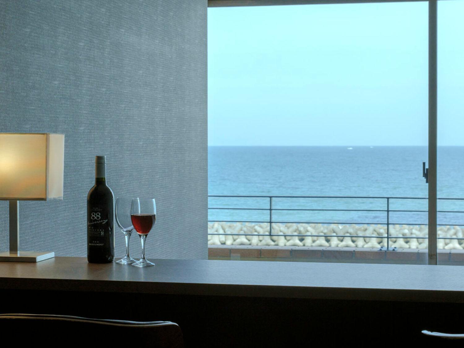 302/303 Twin Room with Ocean view (Private Bathroom) photo 3