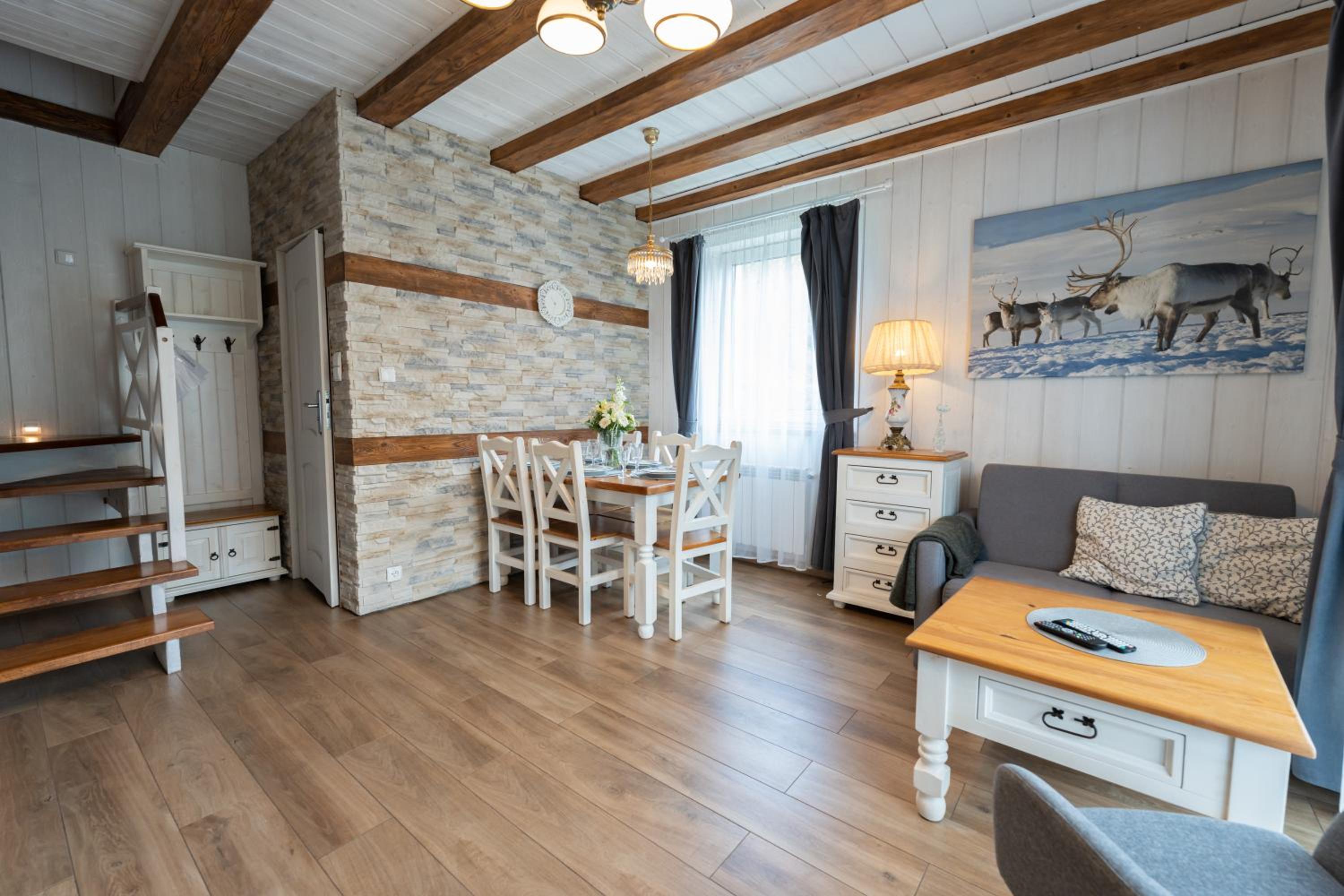 Two-Bedroom Chalet - Photo 5