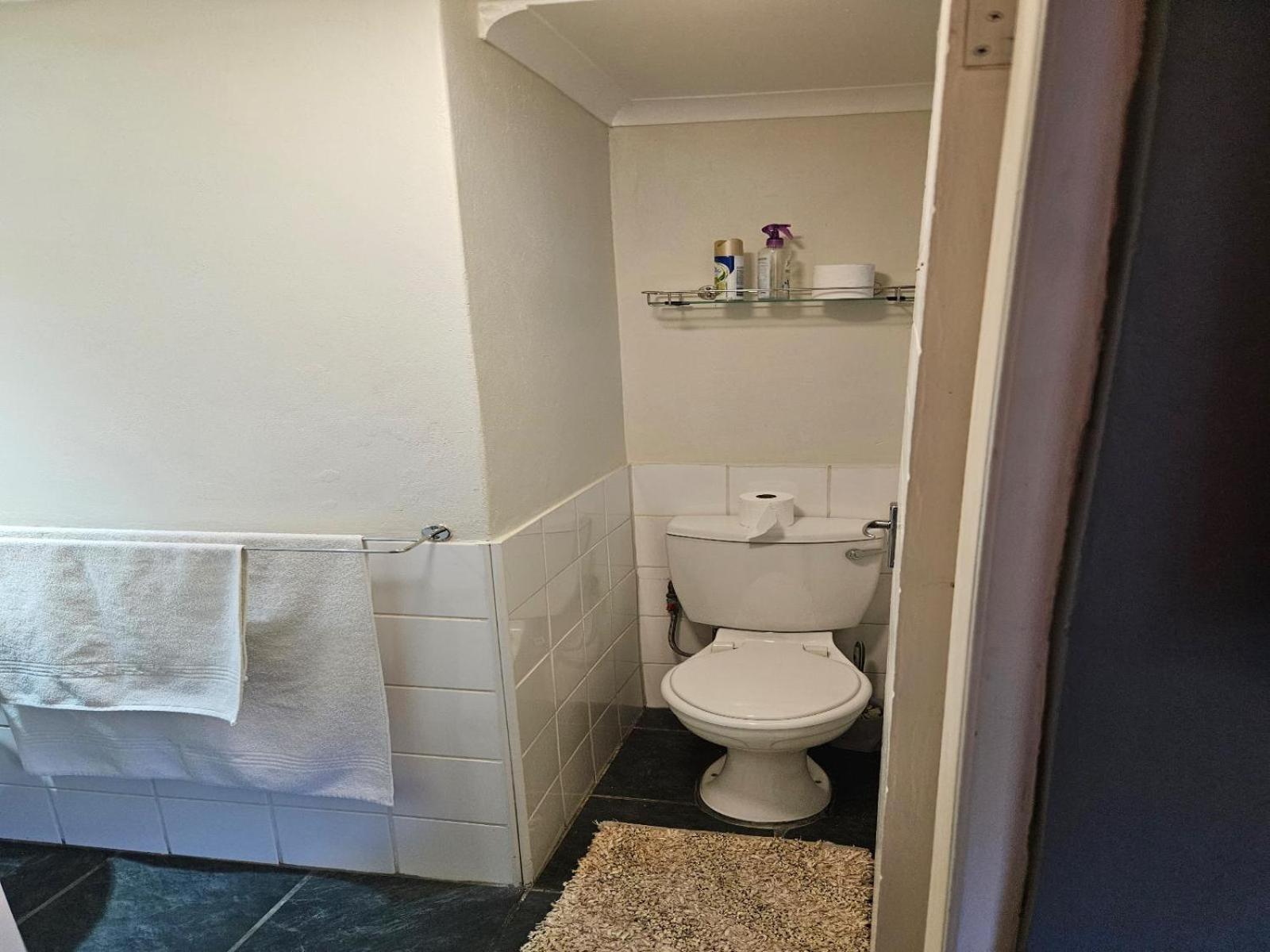 Basic Double Room photo 2