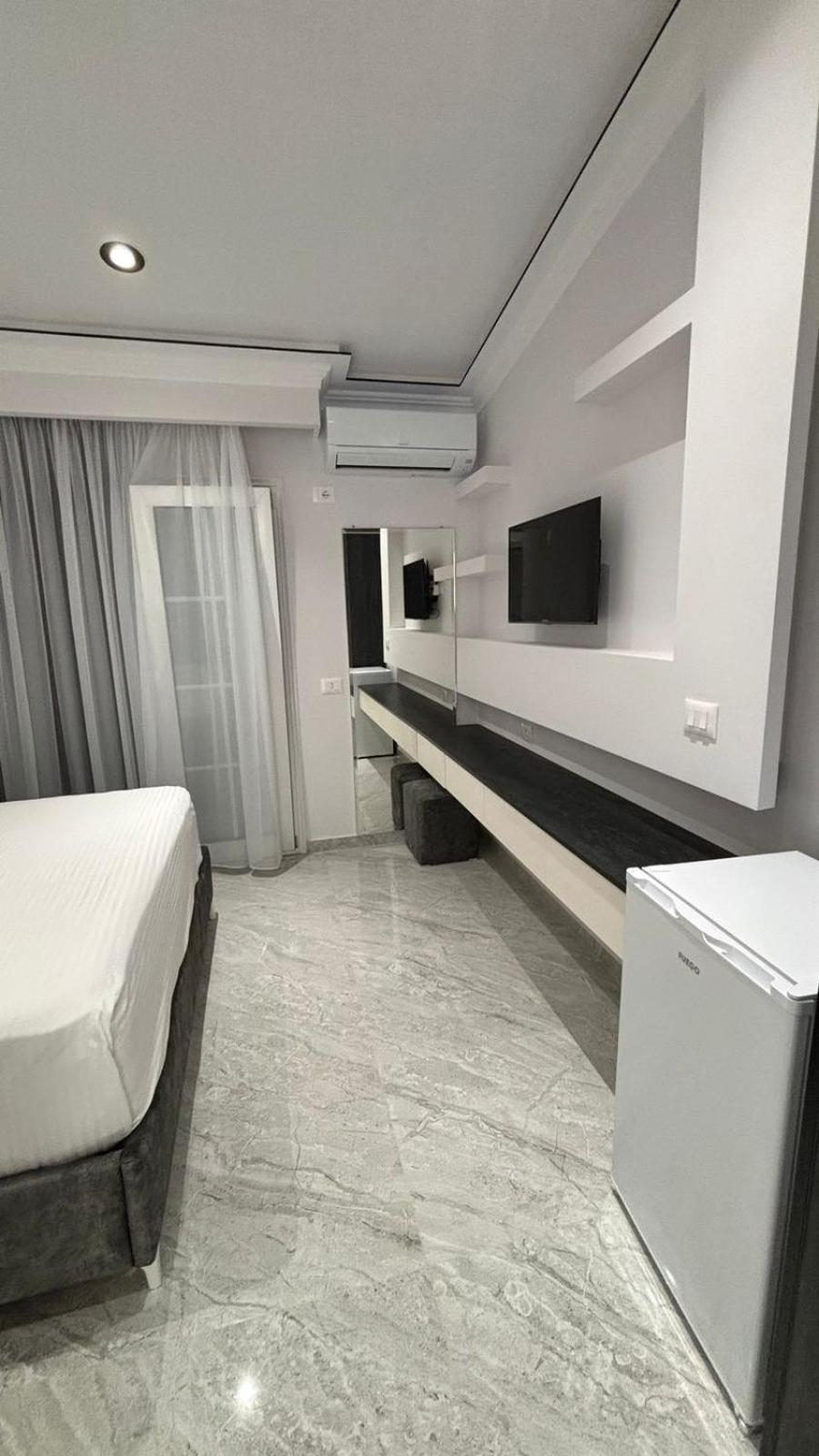 Double Room with Balcony photo 3