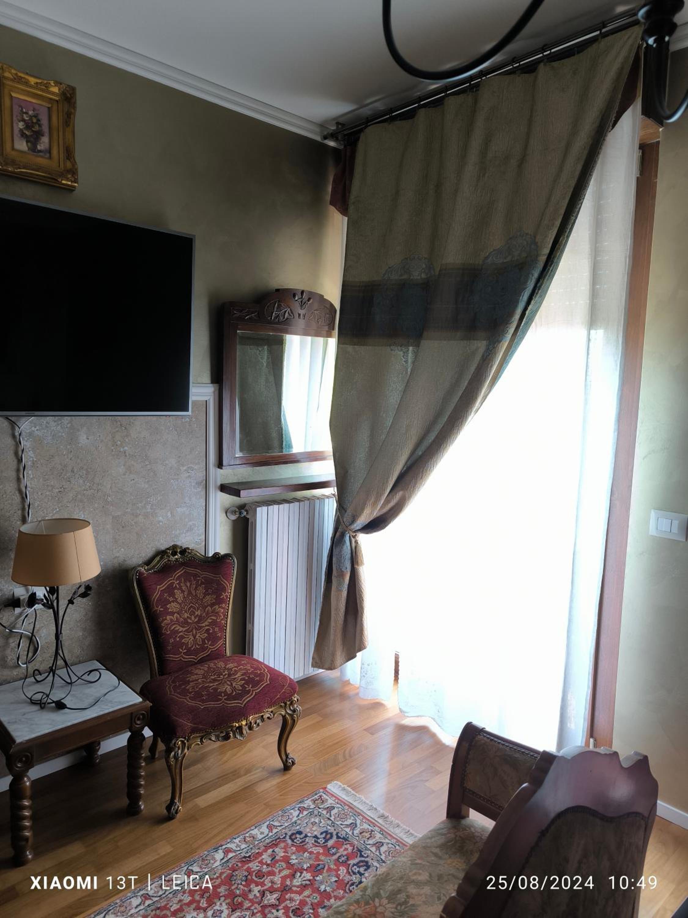 Double Room with Balcony - Photo 6