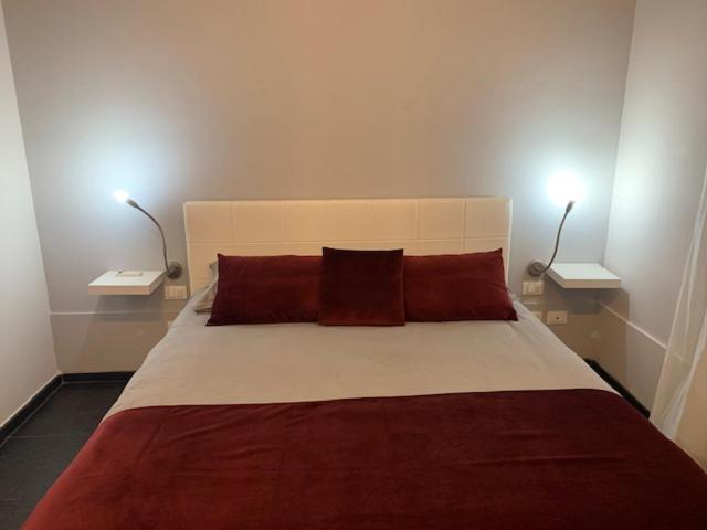 Two-Bedroom House photo 2