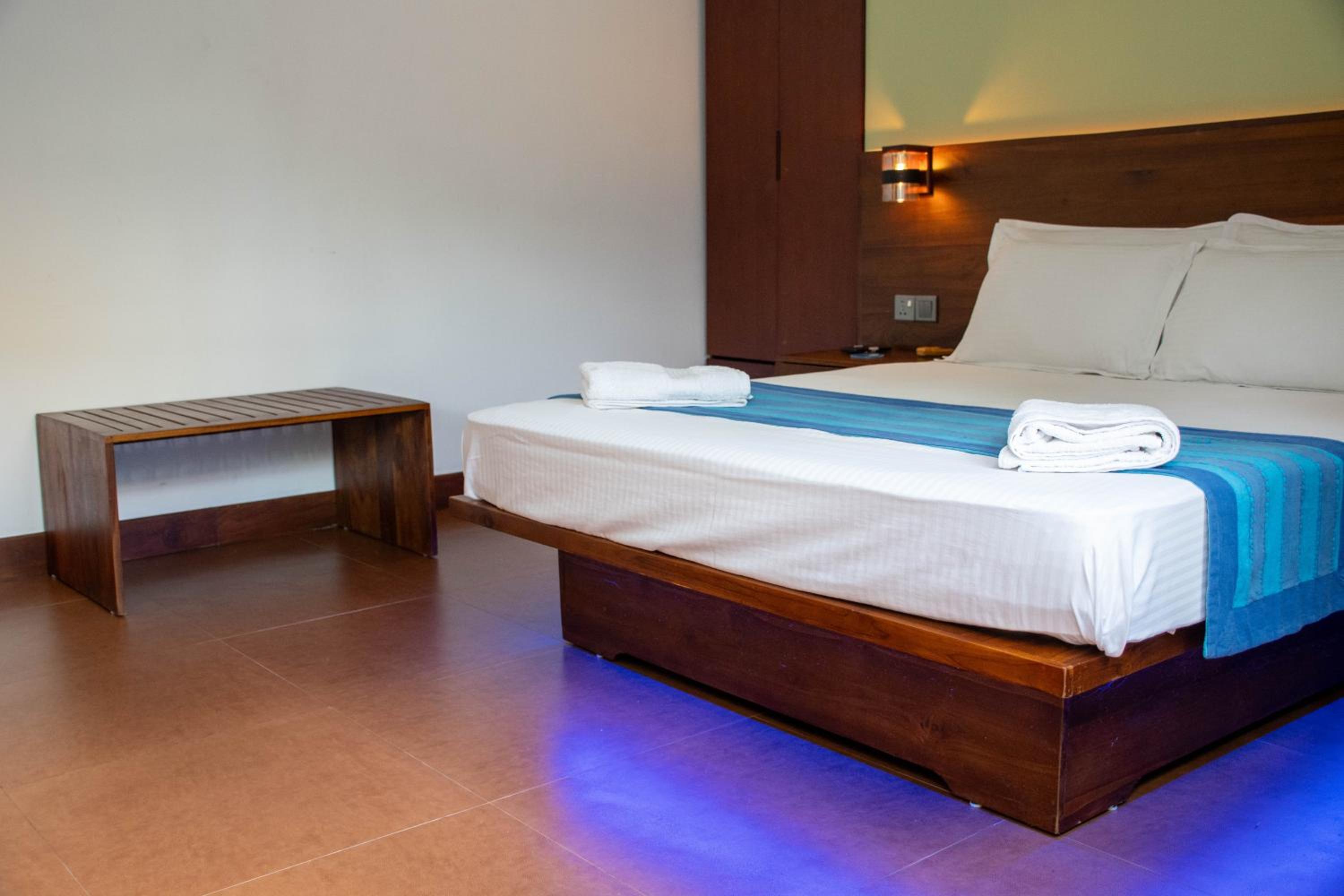 Double Room with Private Bathroom photo 3