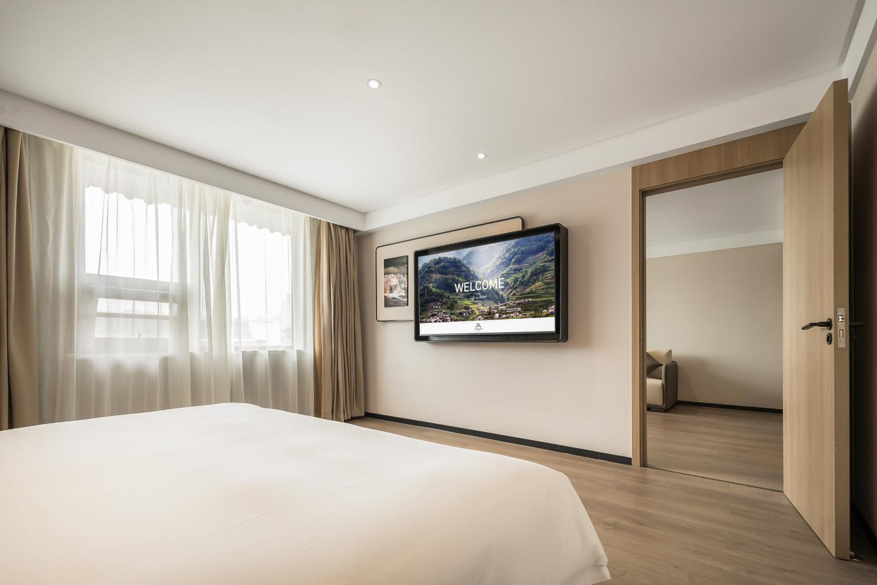 Premier Suite photo 2