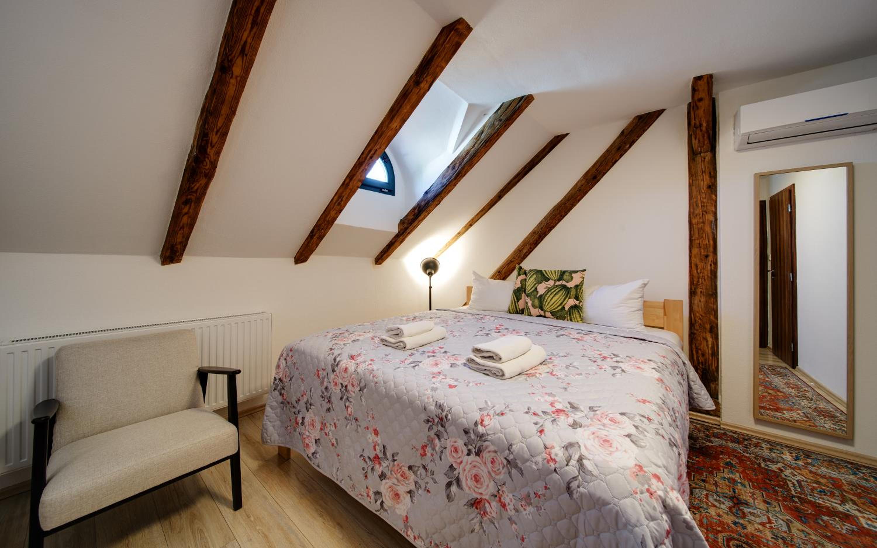 Deluxe Double Room photo 3
