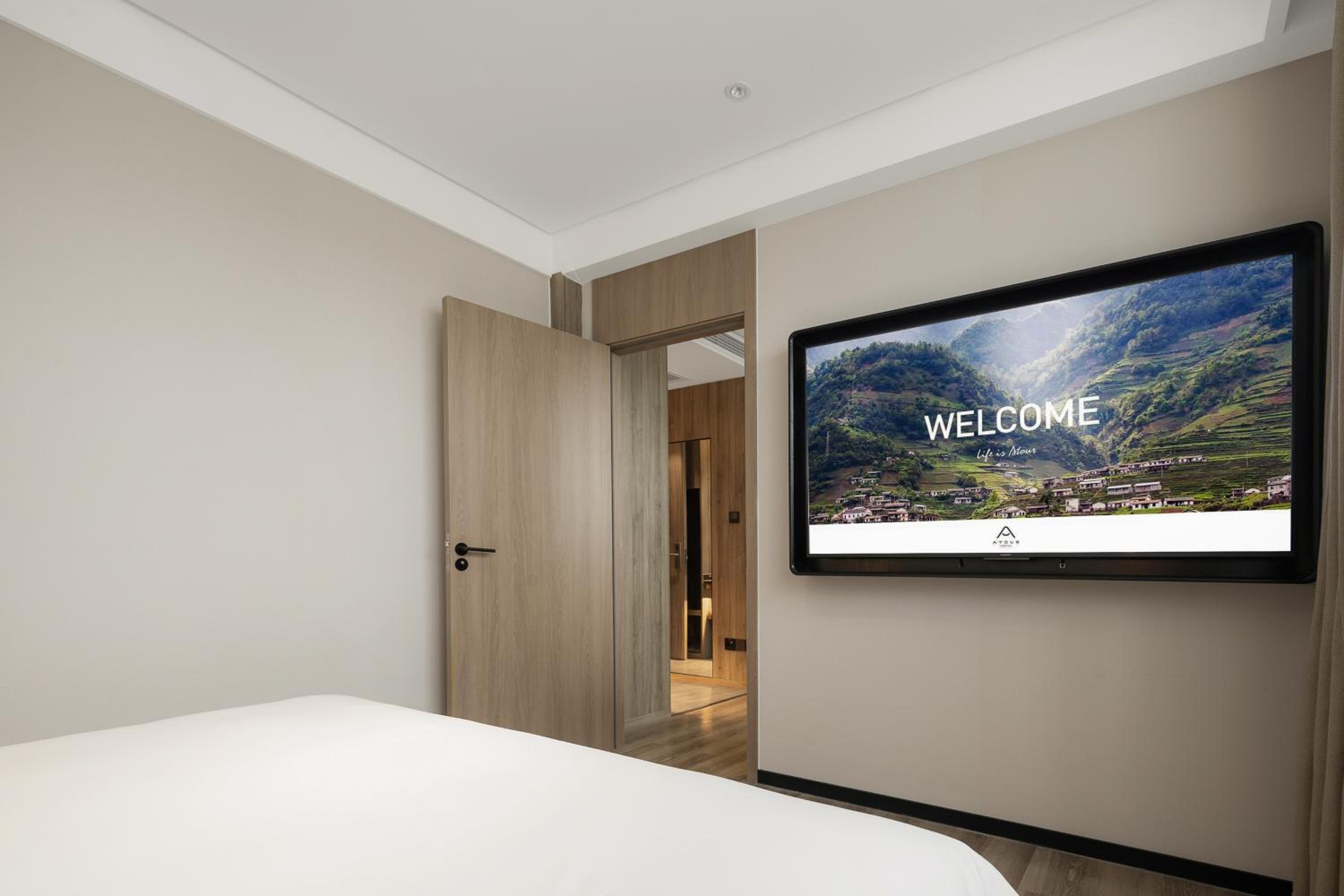 Superior Suite photo 2