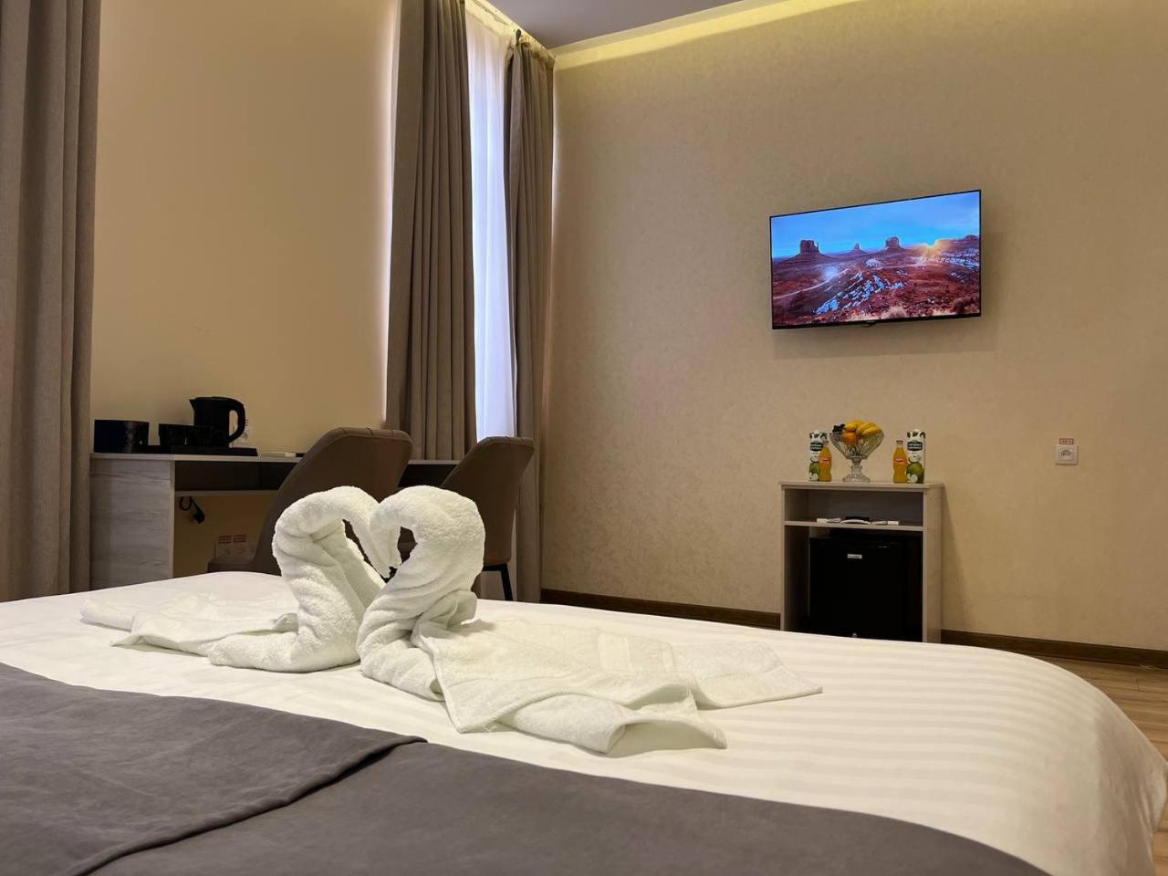 Classic Triple Room - Photo 9