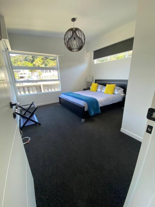 Four-Bedroom House photo 3